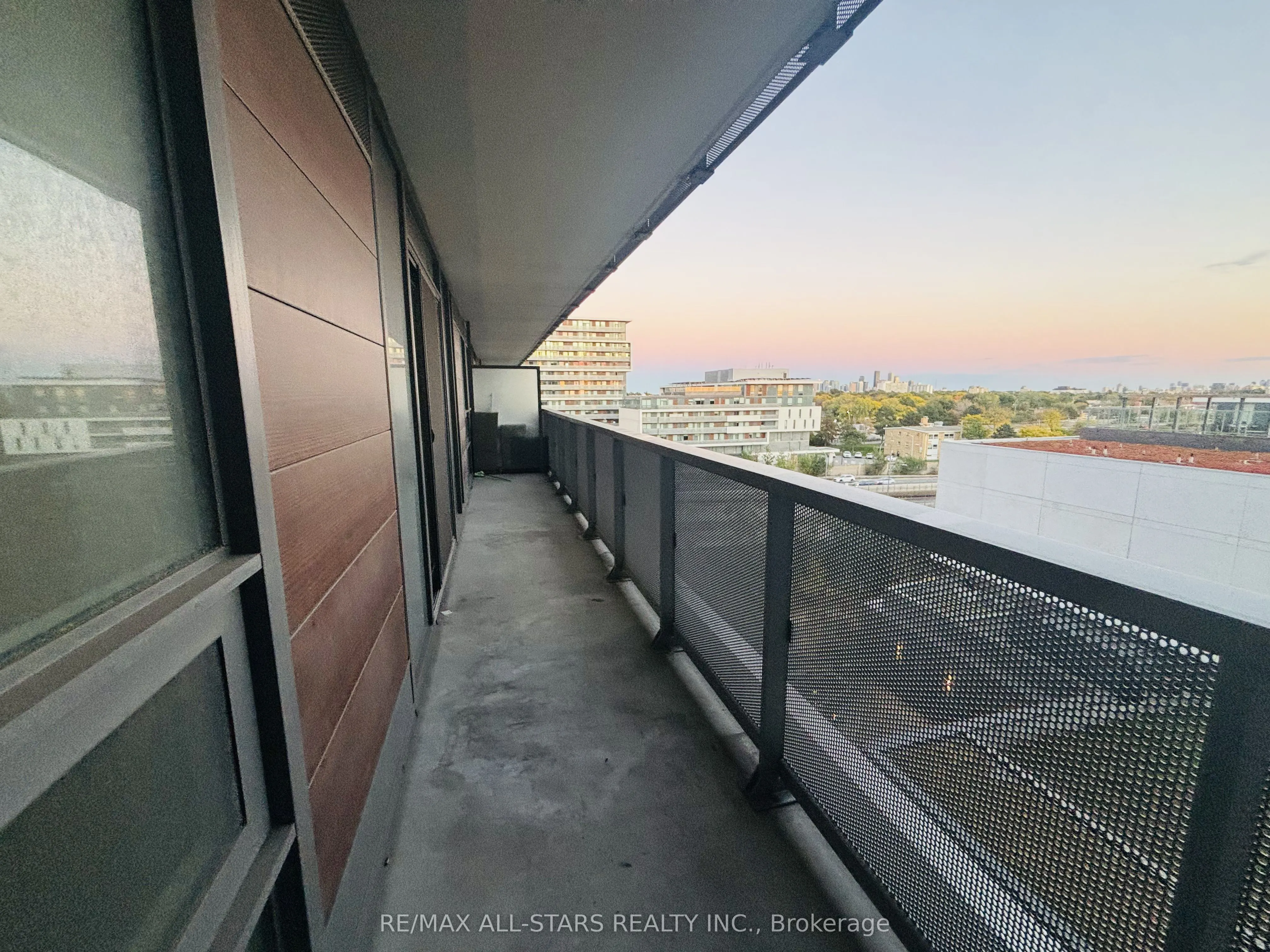160 Flemington Road, #802