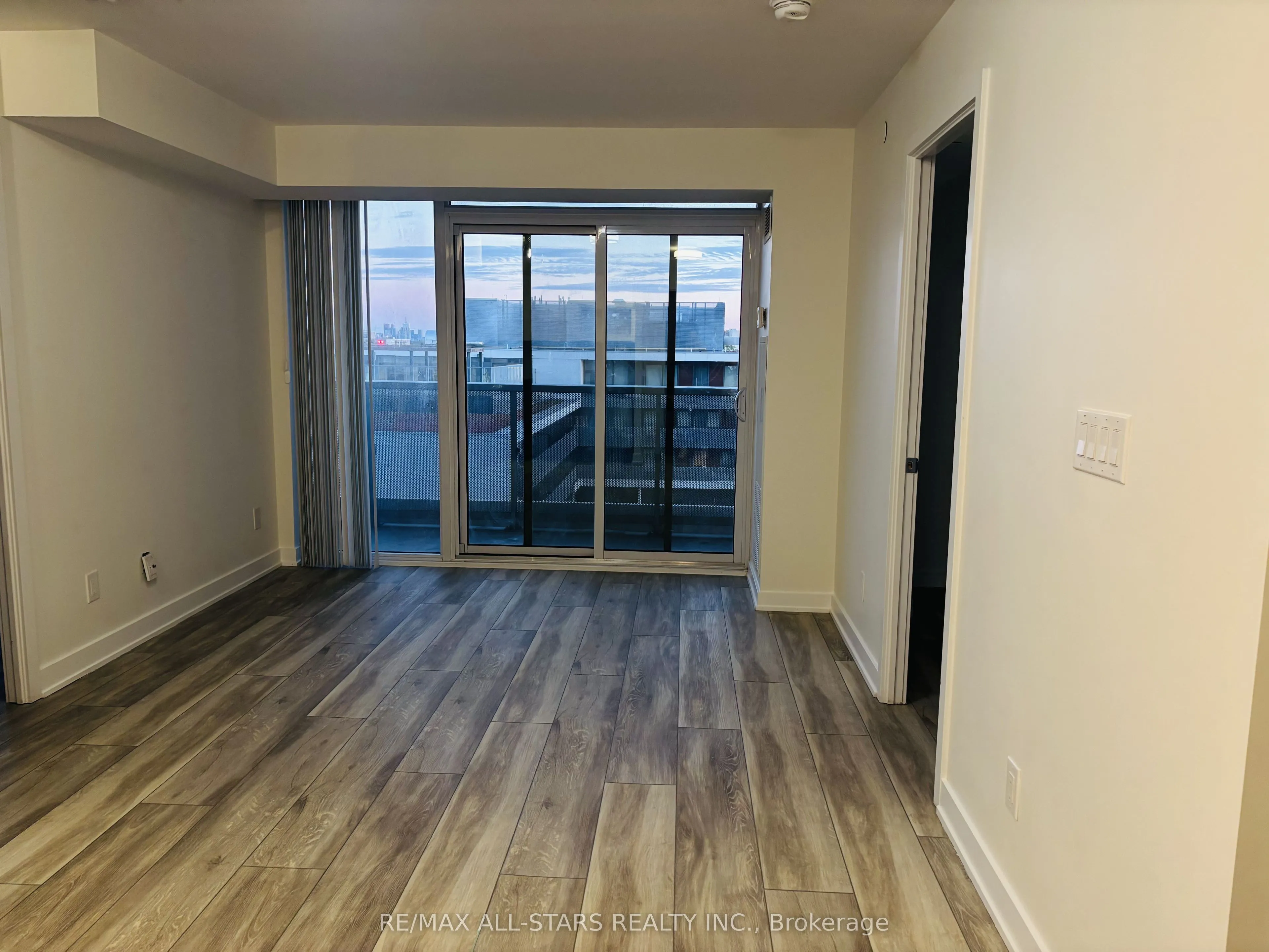 160 Flemington Road, #802