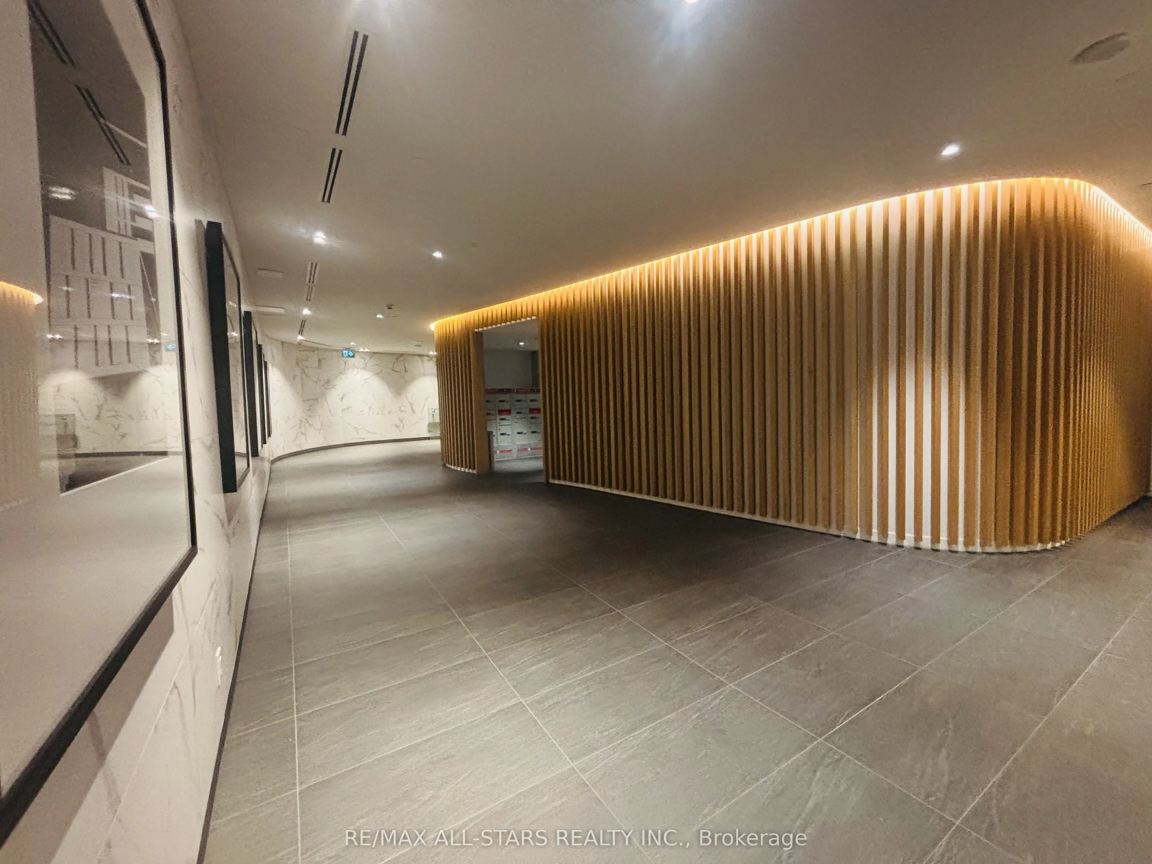 160 Flemington Road, #802
