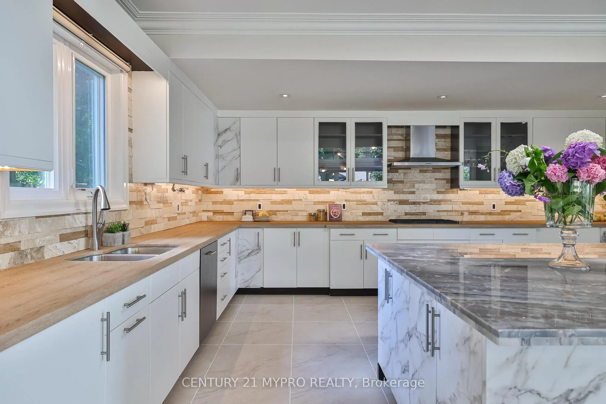 1508 Oakhill Drive