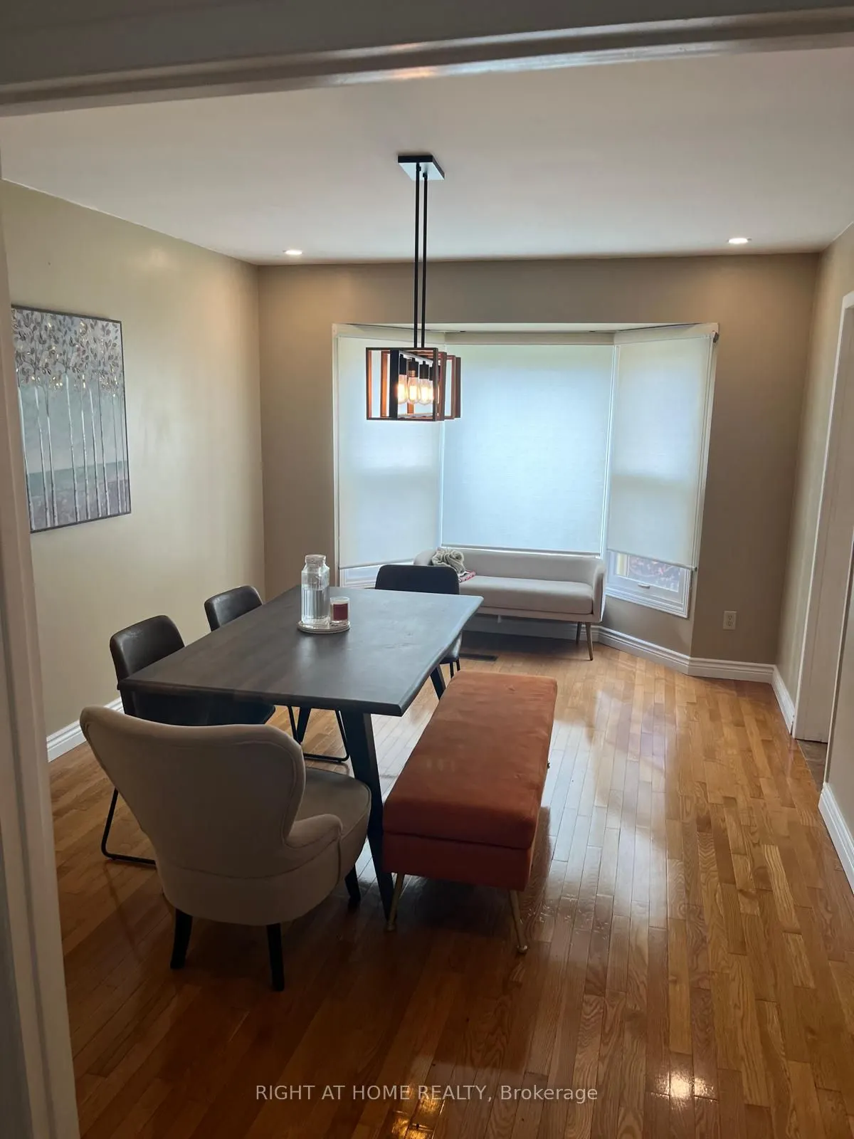 6713 Mockingbird Lane, #Upper