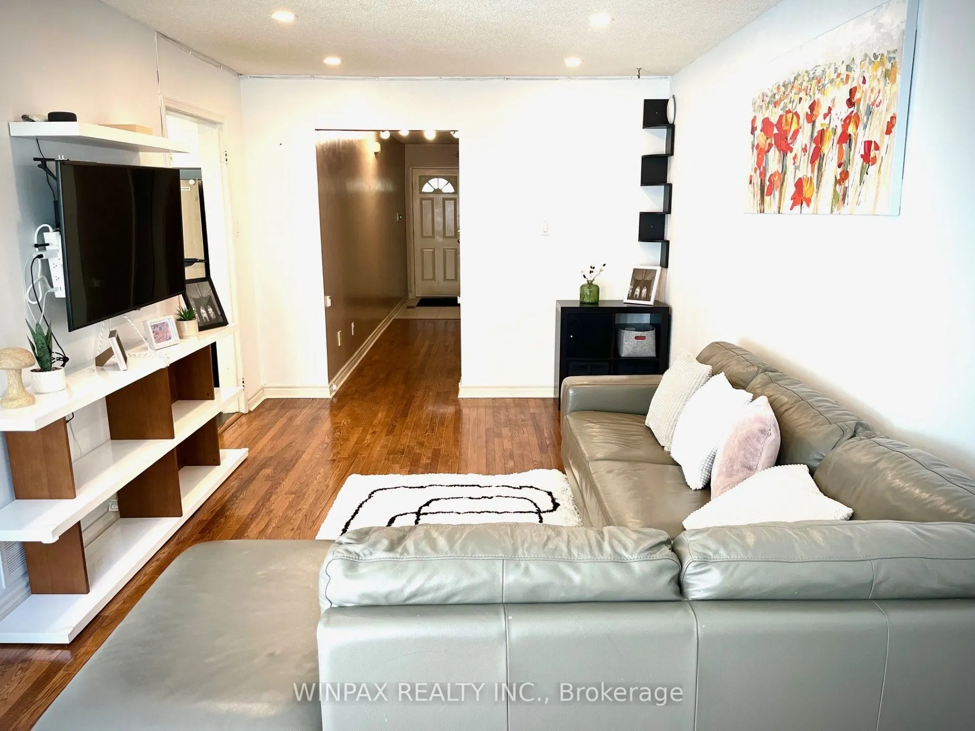 800 Constellation Drive, #13