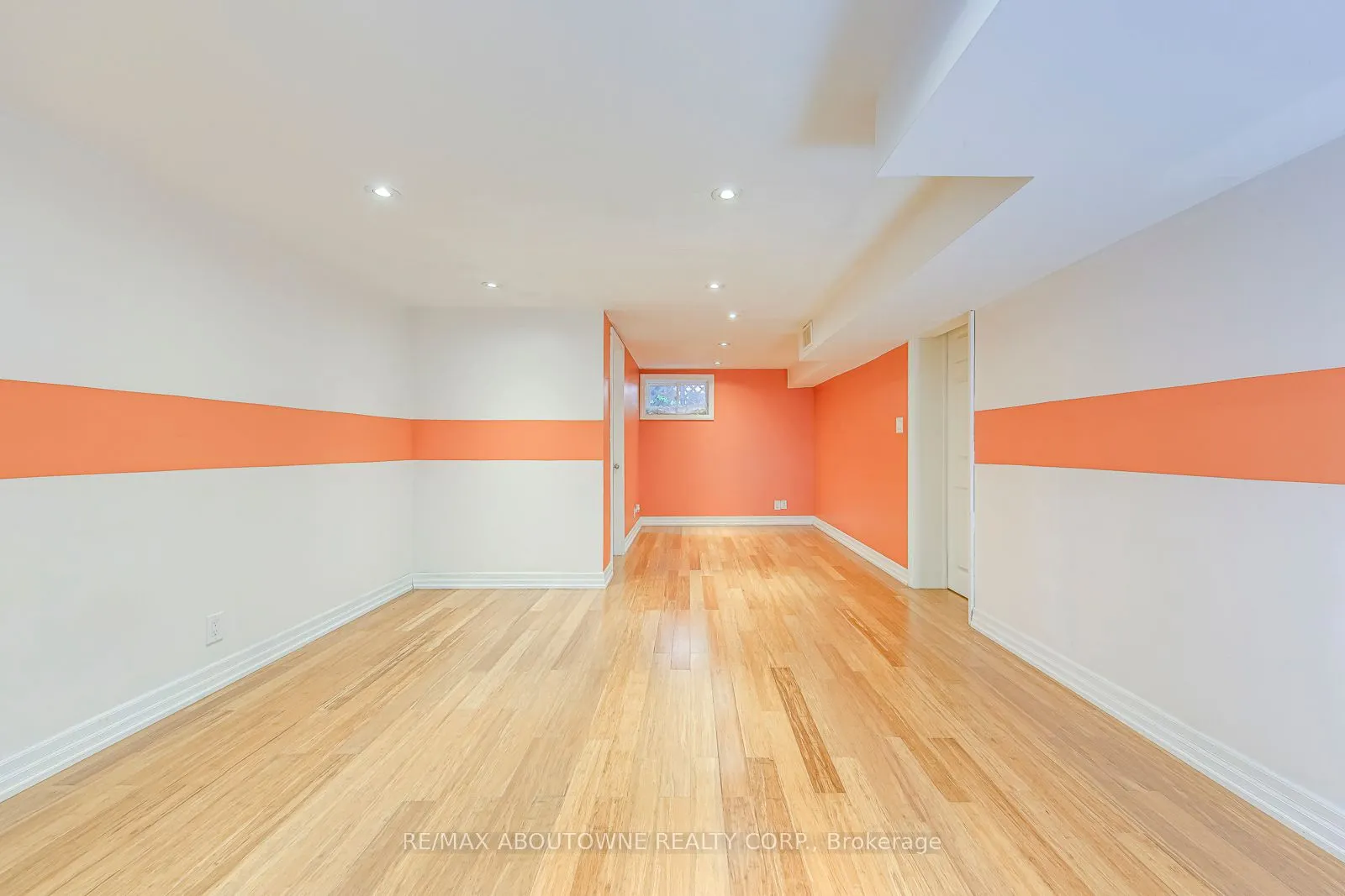 3 Glenn Murray Drive