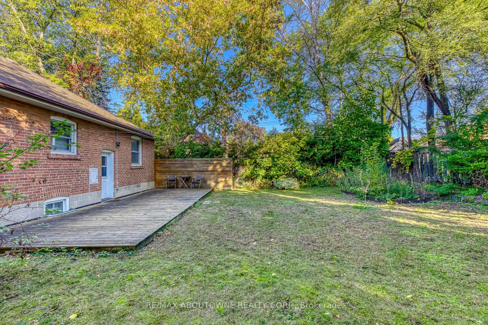 3 Glenn Murray Drive