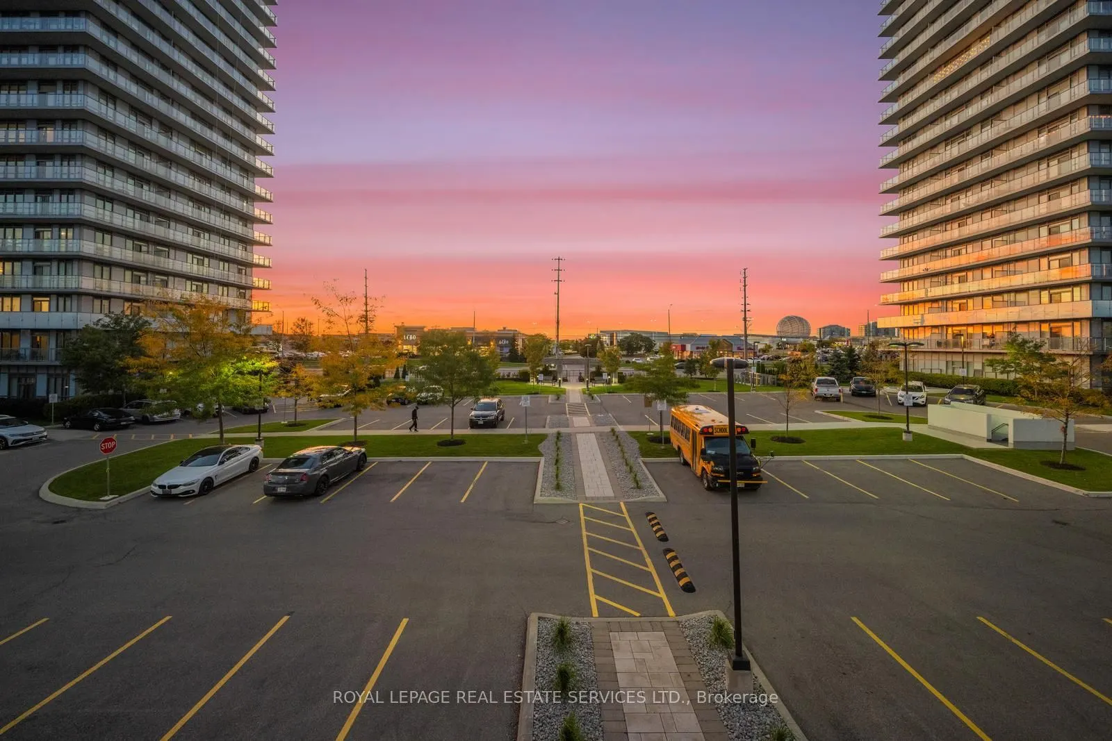 4633 Glen Erin Drive, #10