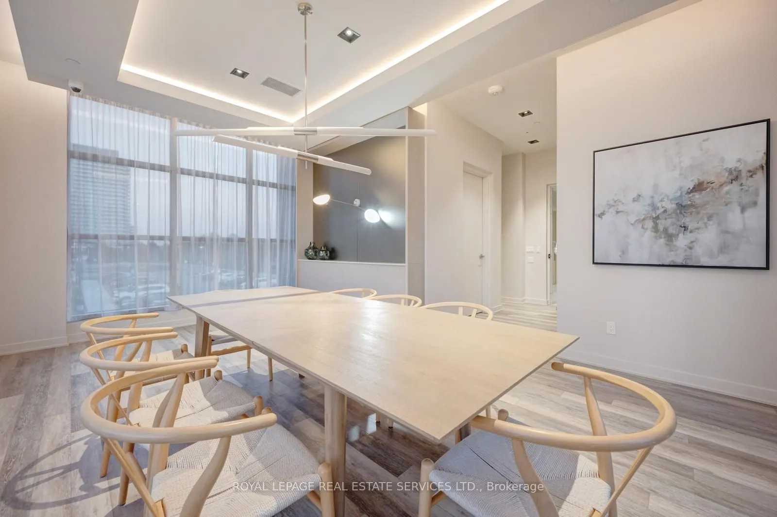 4633 Glen Erin Drive, #10