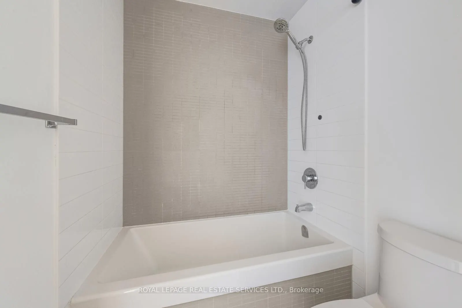 4633 Glen Erin Drive, #10