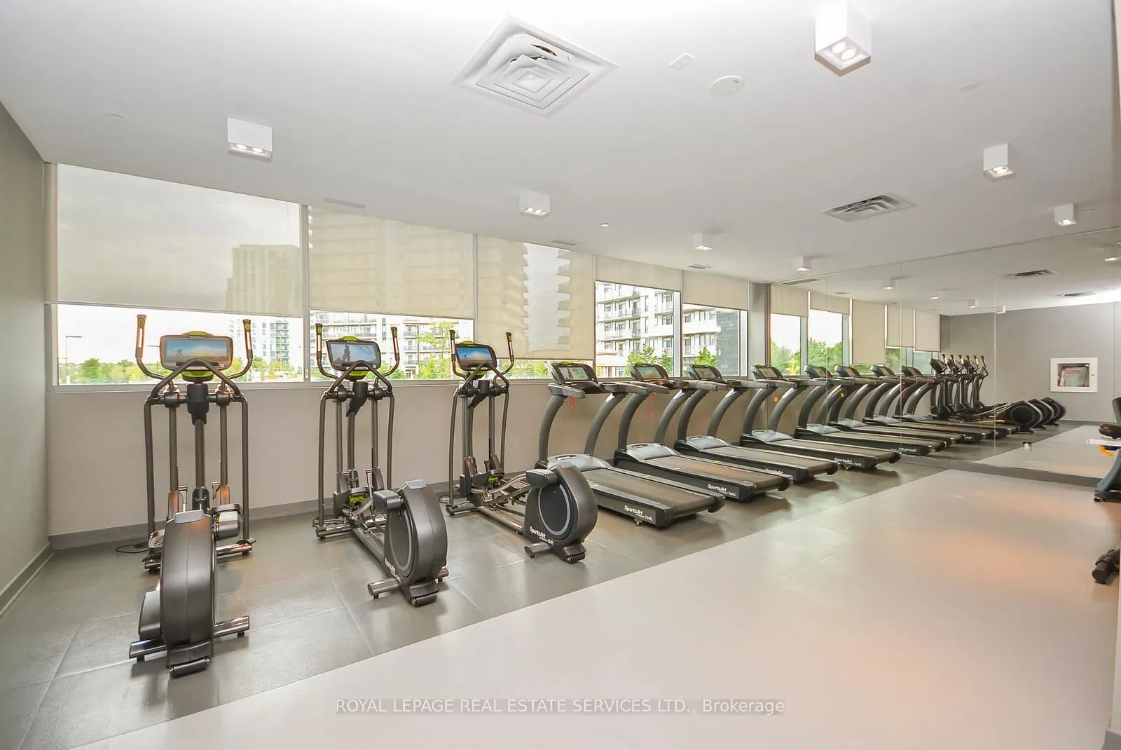 4633 Glen Erin Drive, #10