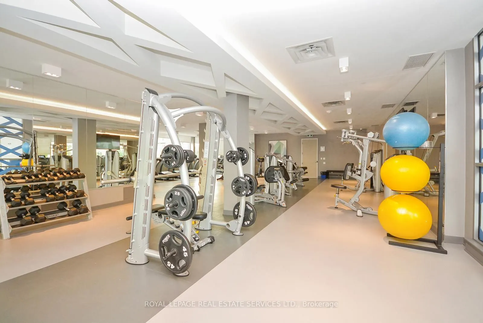 4633 Glen Erin Drive, #10