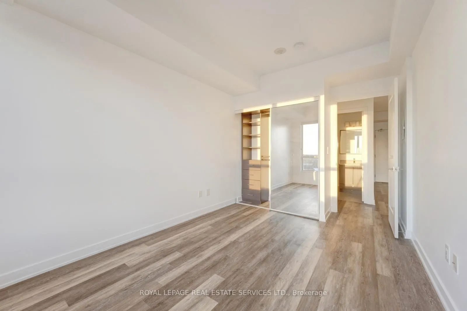 4633 Glen Erin Drive, #10
