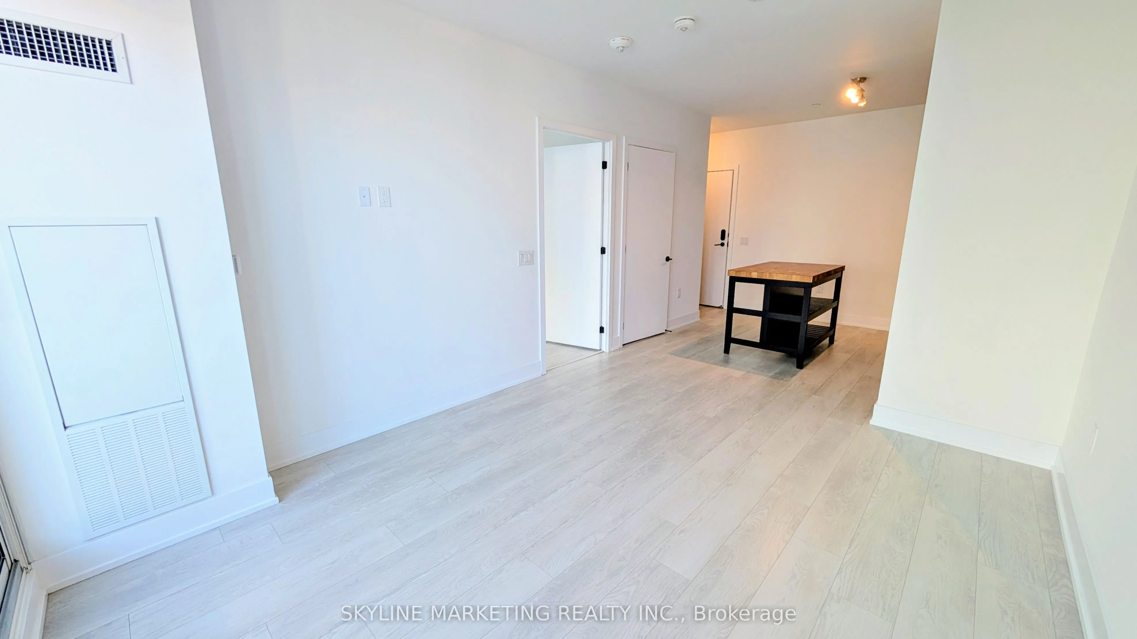 2450 Old Bronte Road, #647