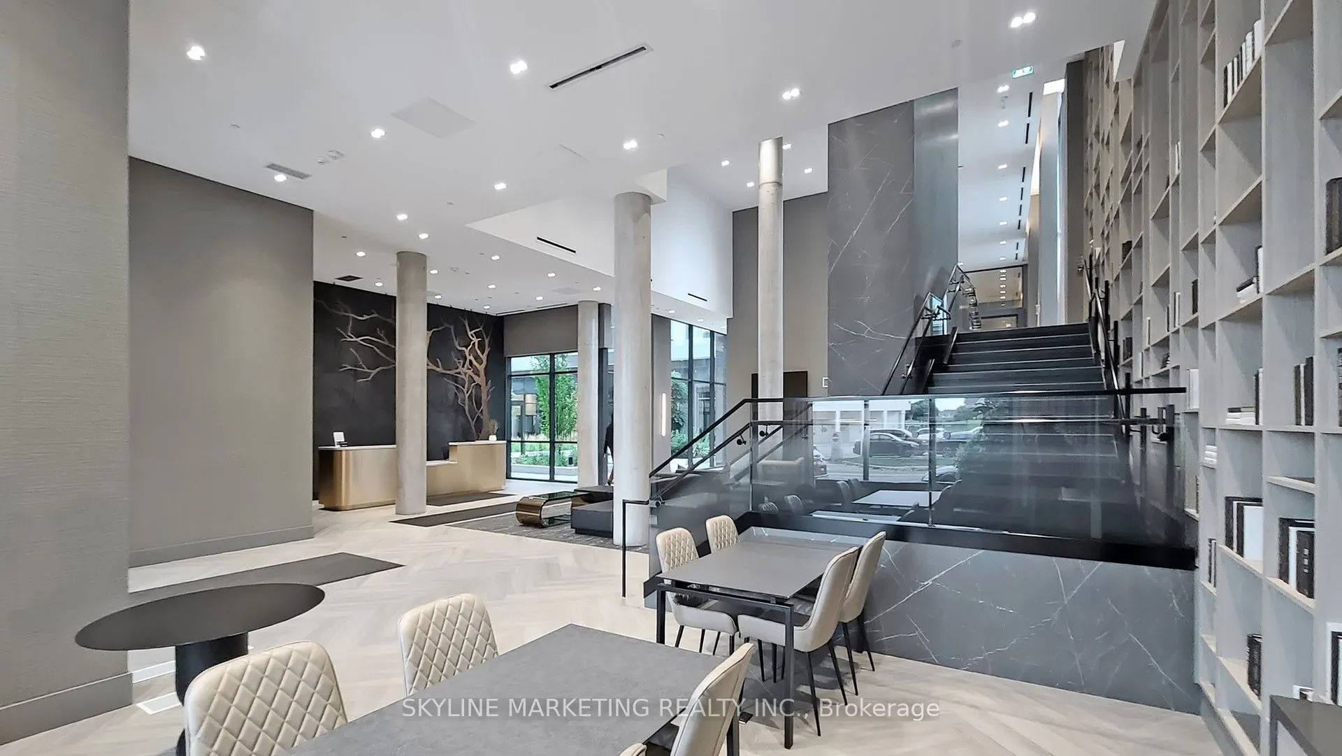 2450 Old Bronte Road, #647
