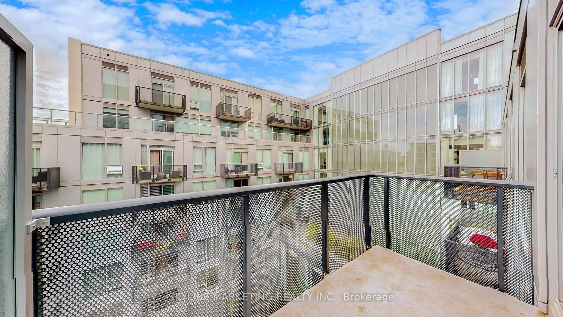 2450 Old Bronte Road, #647