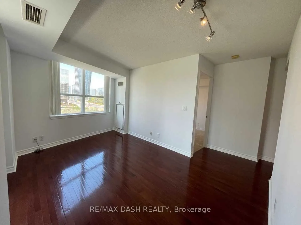 1 Elm Drive W, #308