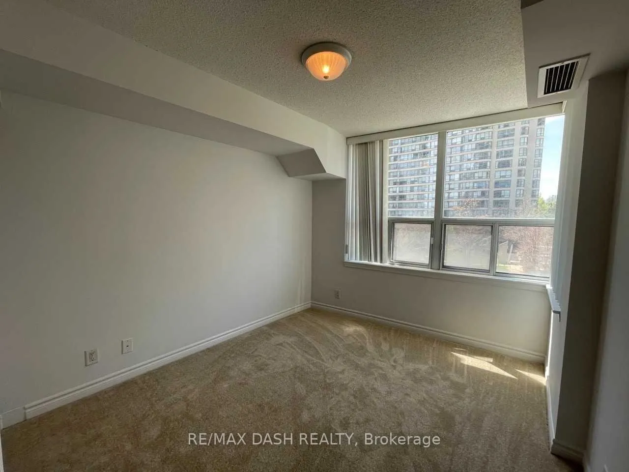 1 Elm Drive W, #308