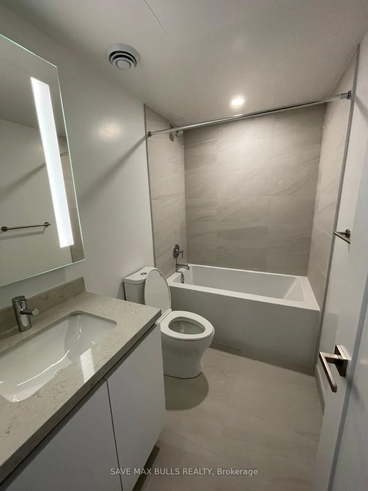 4023 The Exchange, #1806