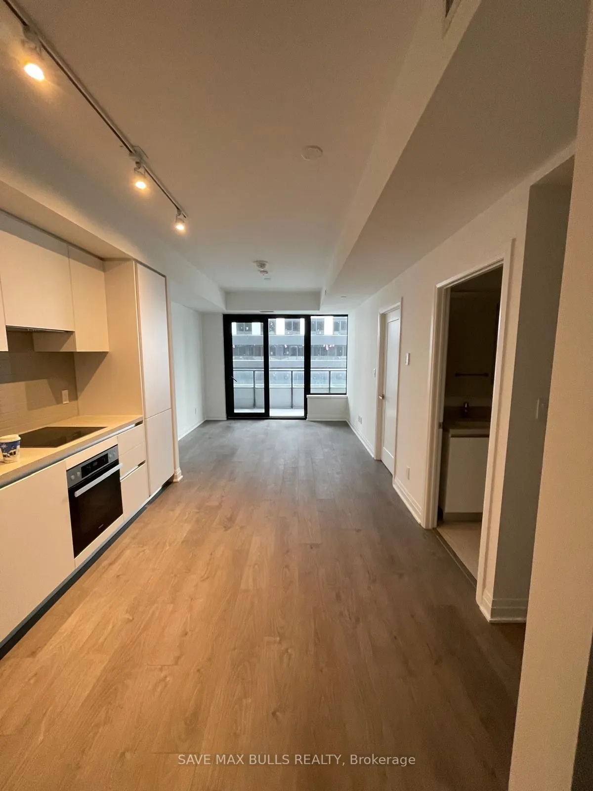 4023 The Exchange, #1806