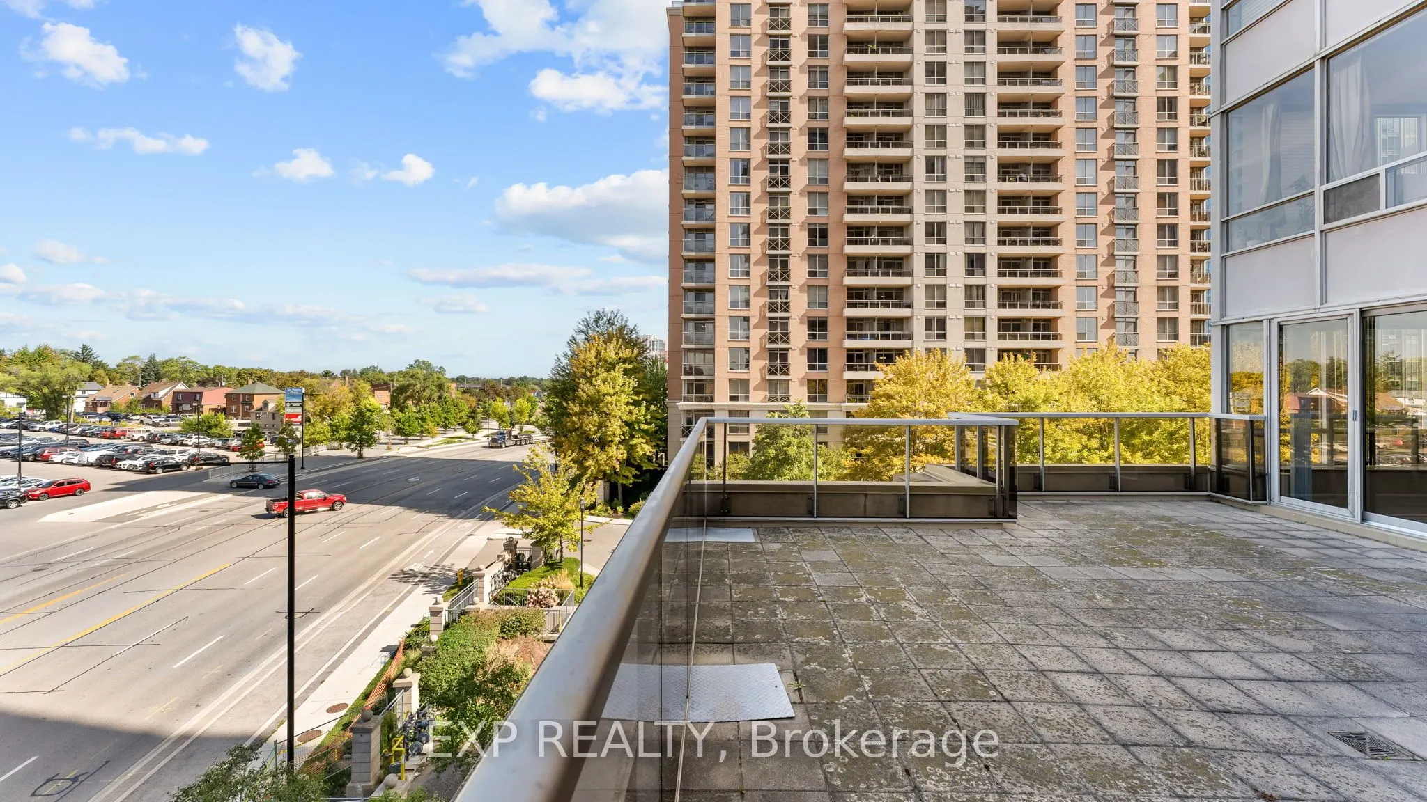 5233 Dundas Street W, #420