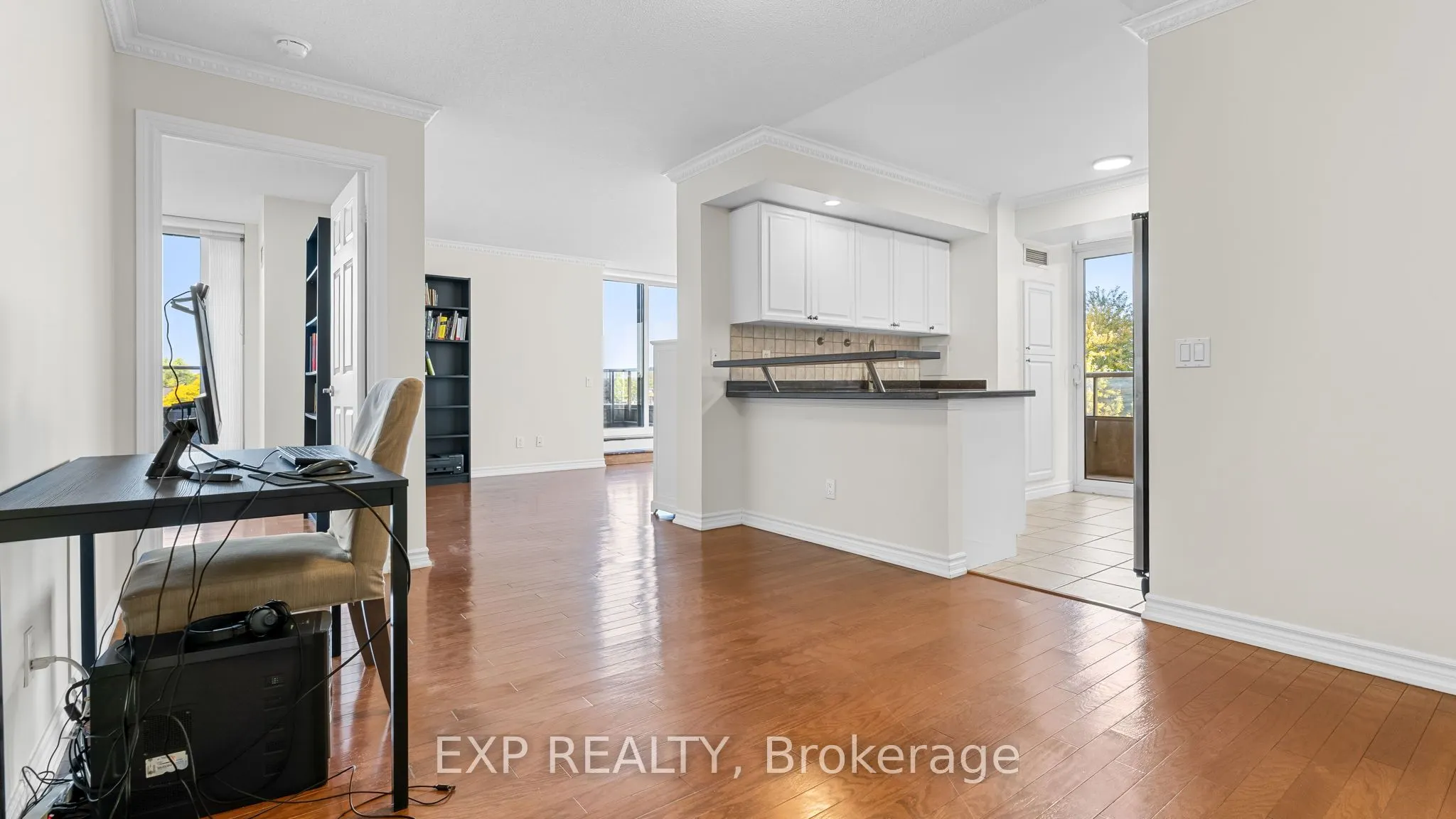 5233 Dundas Street W, #420