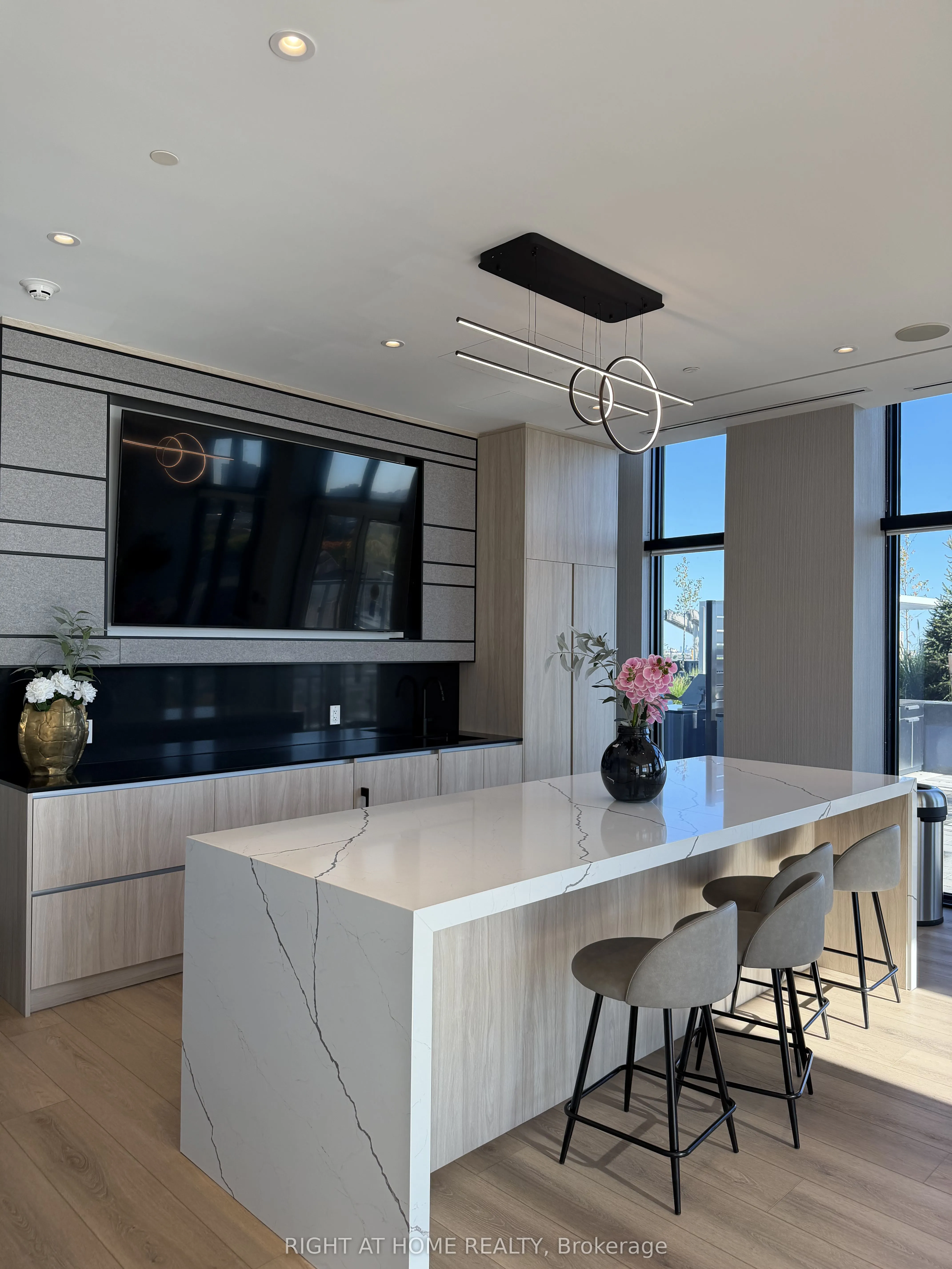 260 Malta Avenue, #1113