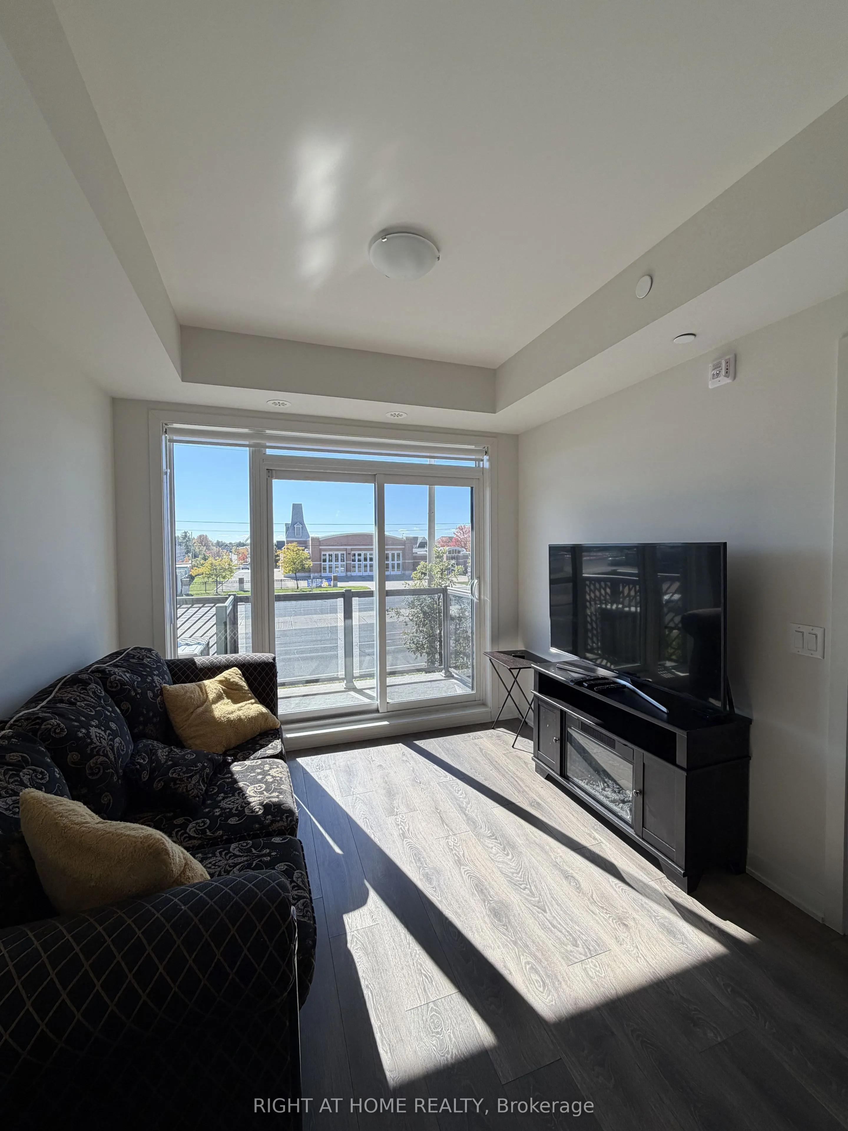 62 Sky Harbour Drive, #207