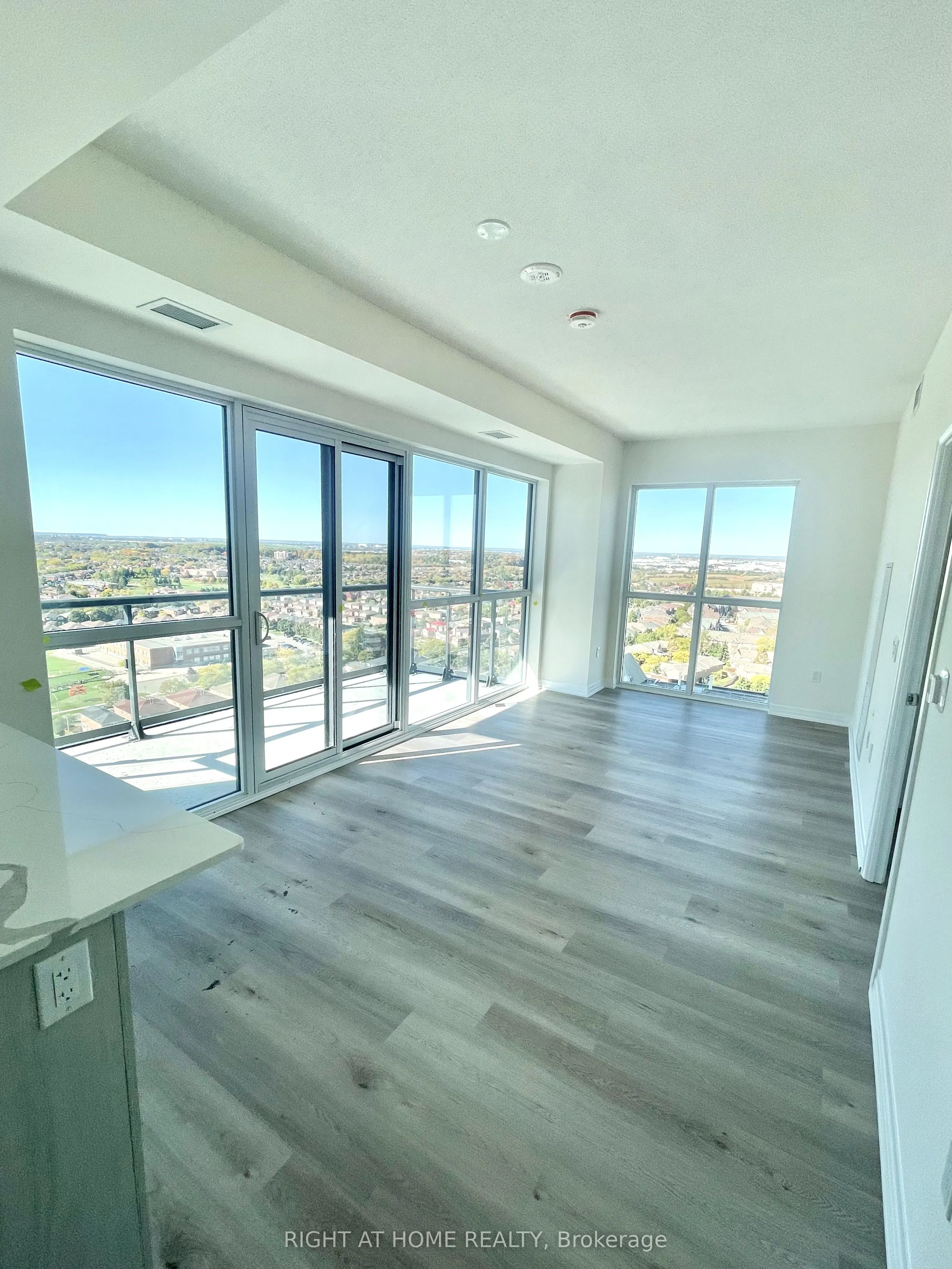 15 watergarden Drive, #1606