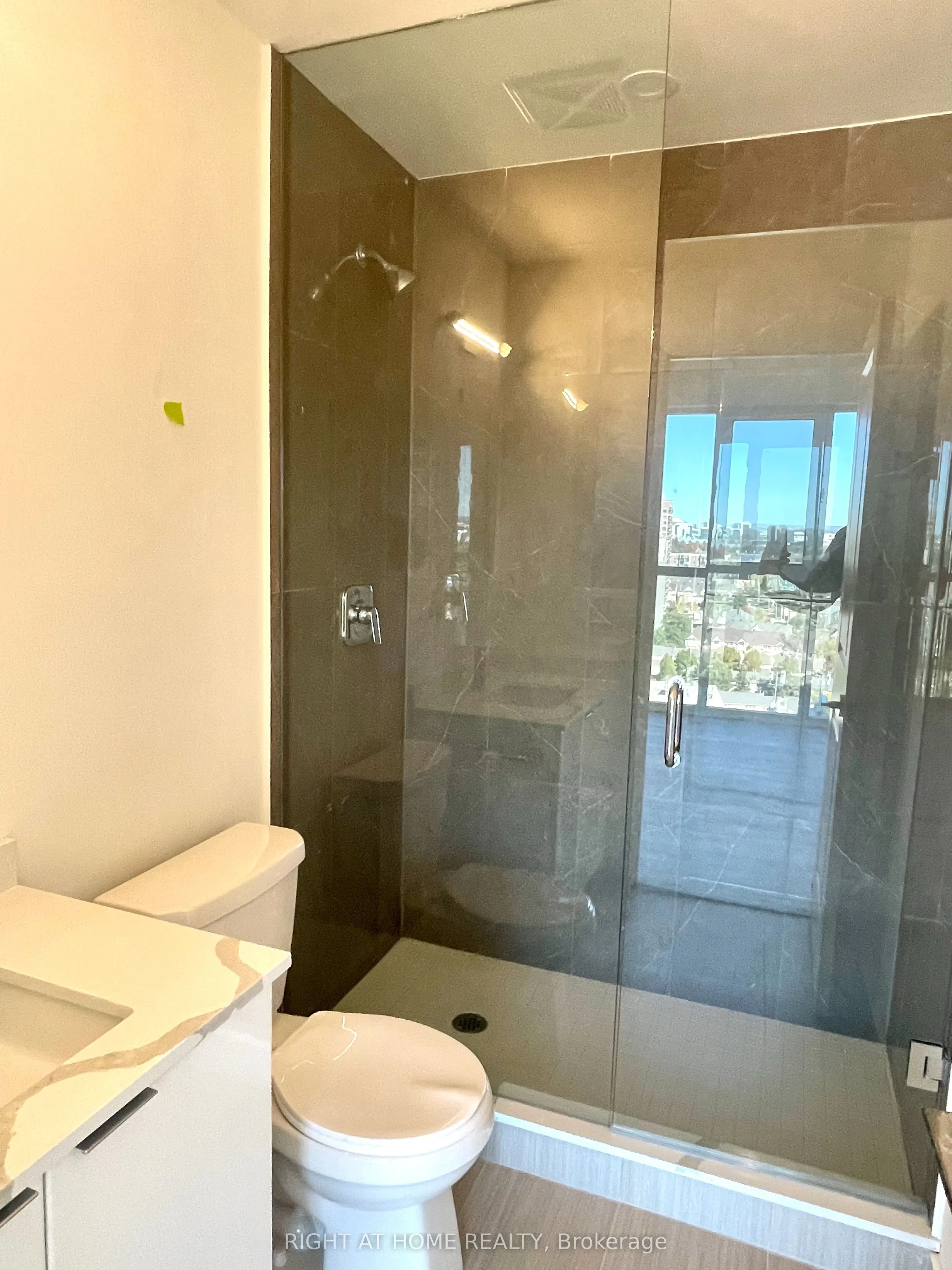 15 watergarden Drive, #1606