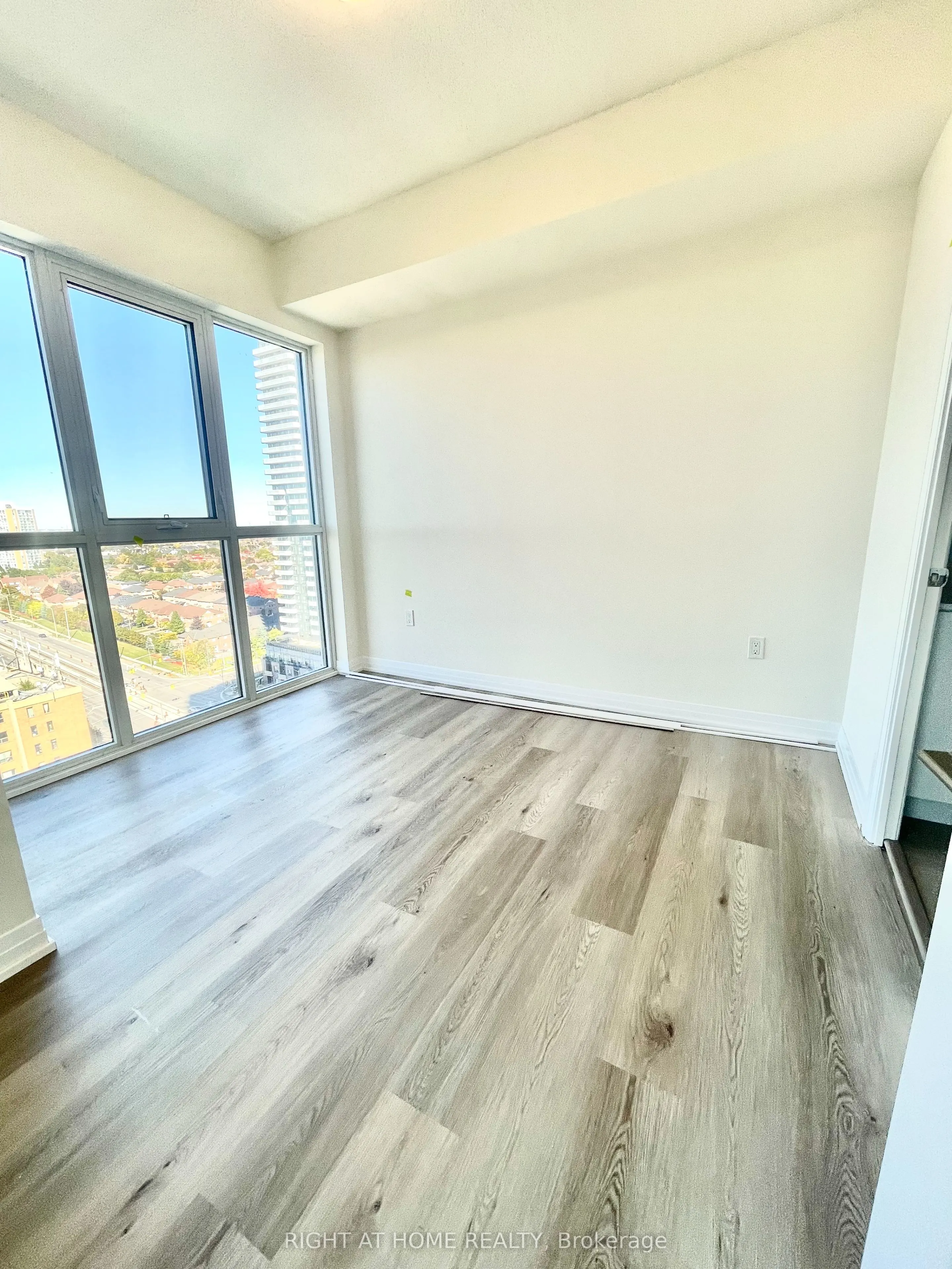 15 watergarden Drive, #1606