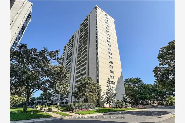 360 Ridelle Avenue, #410