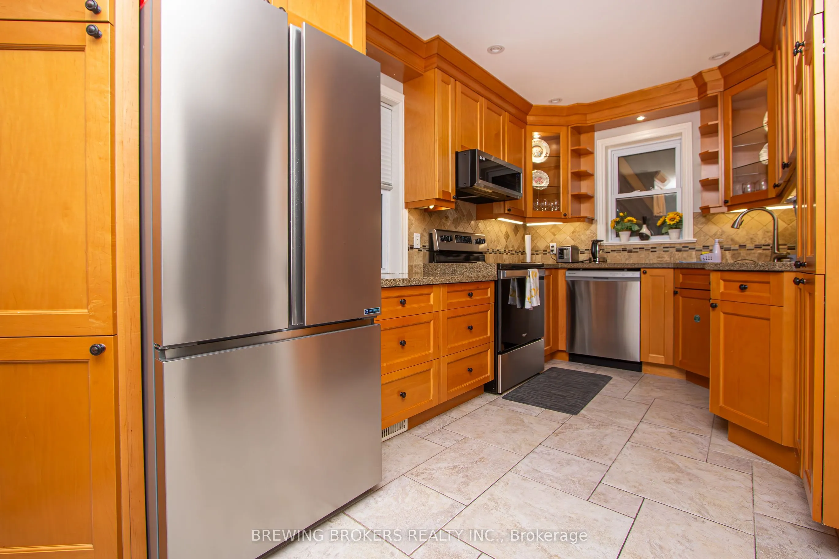 1536 Applewood Road