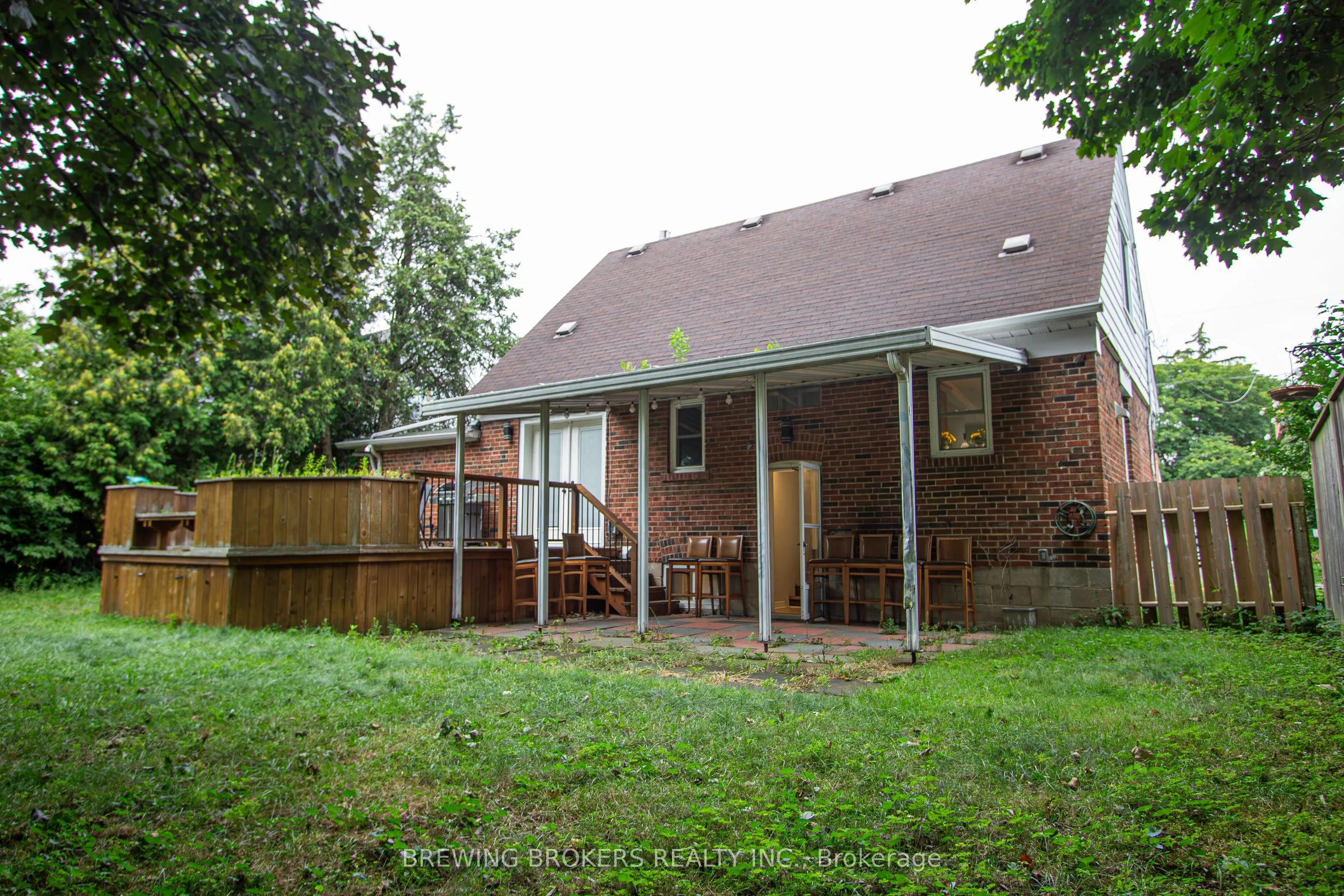 1536 Applewood Road