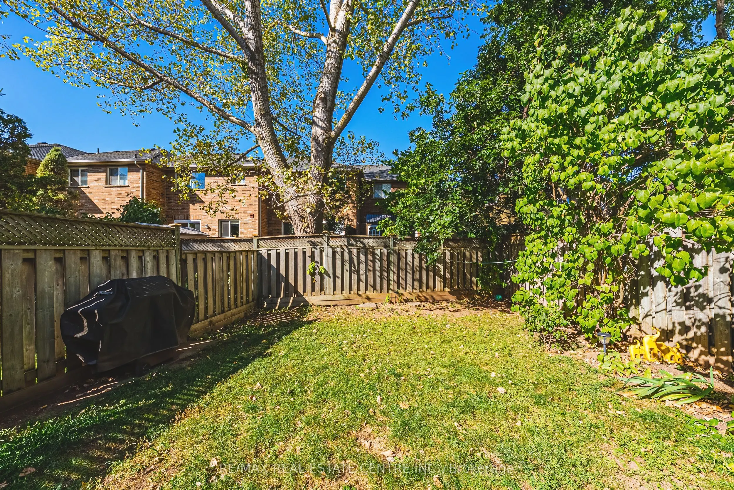 487 Taylor Crescent