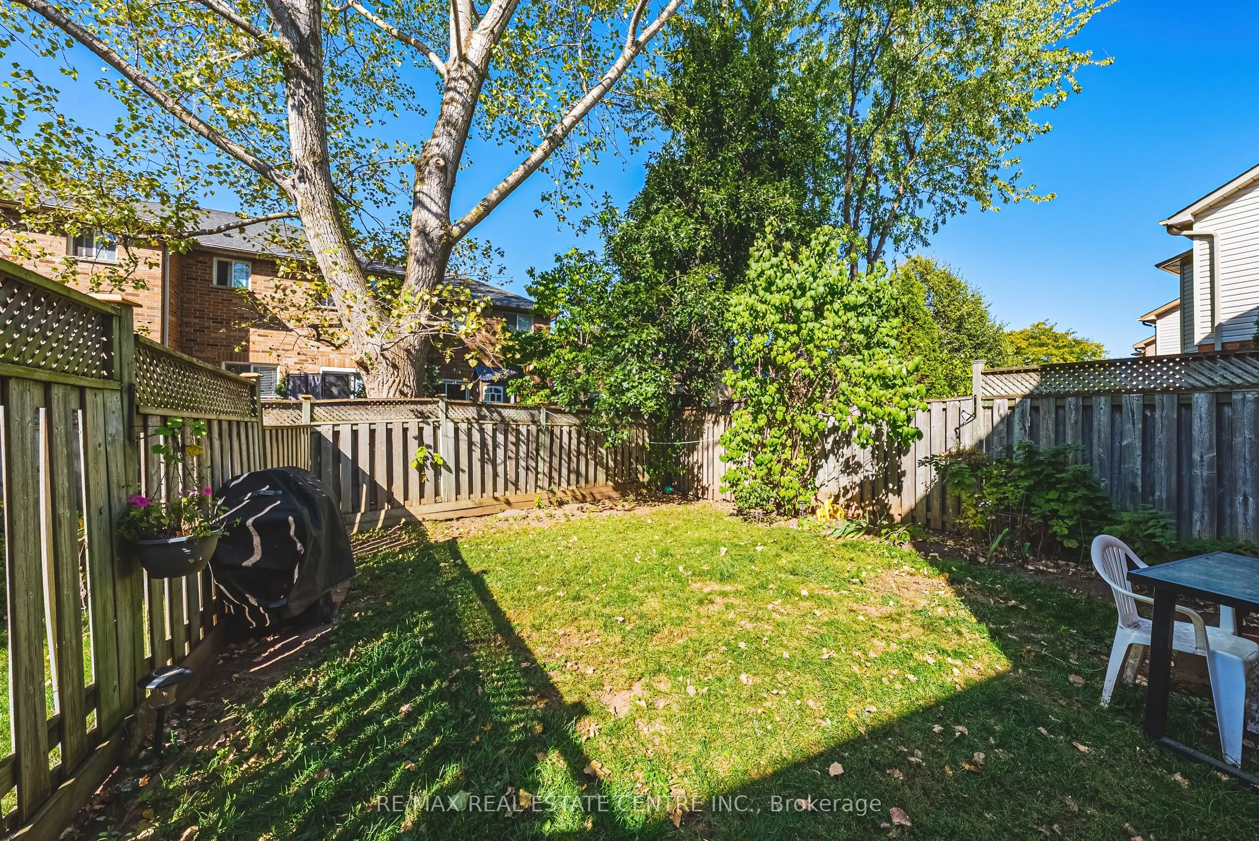 487 Taylor Crescent