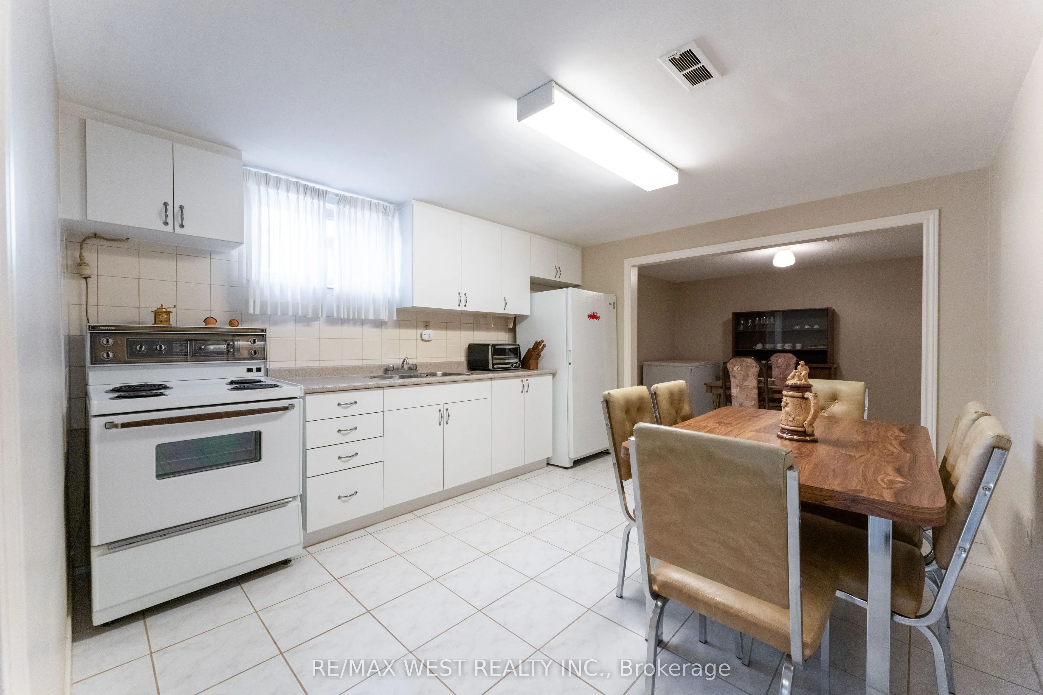 125 Honeywood Road