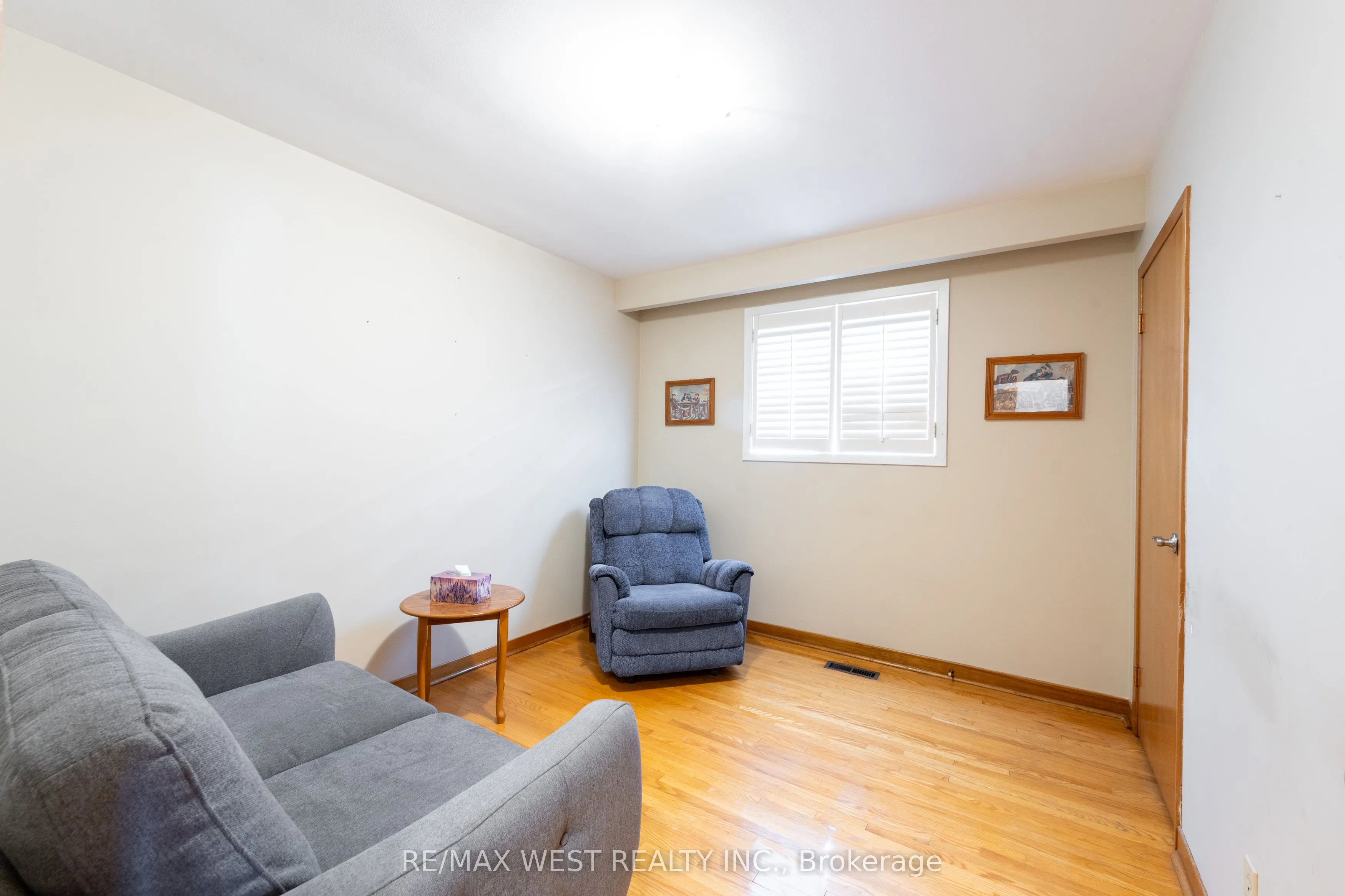 125 Honeywood Road