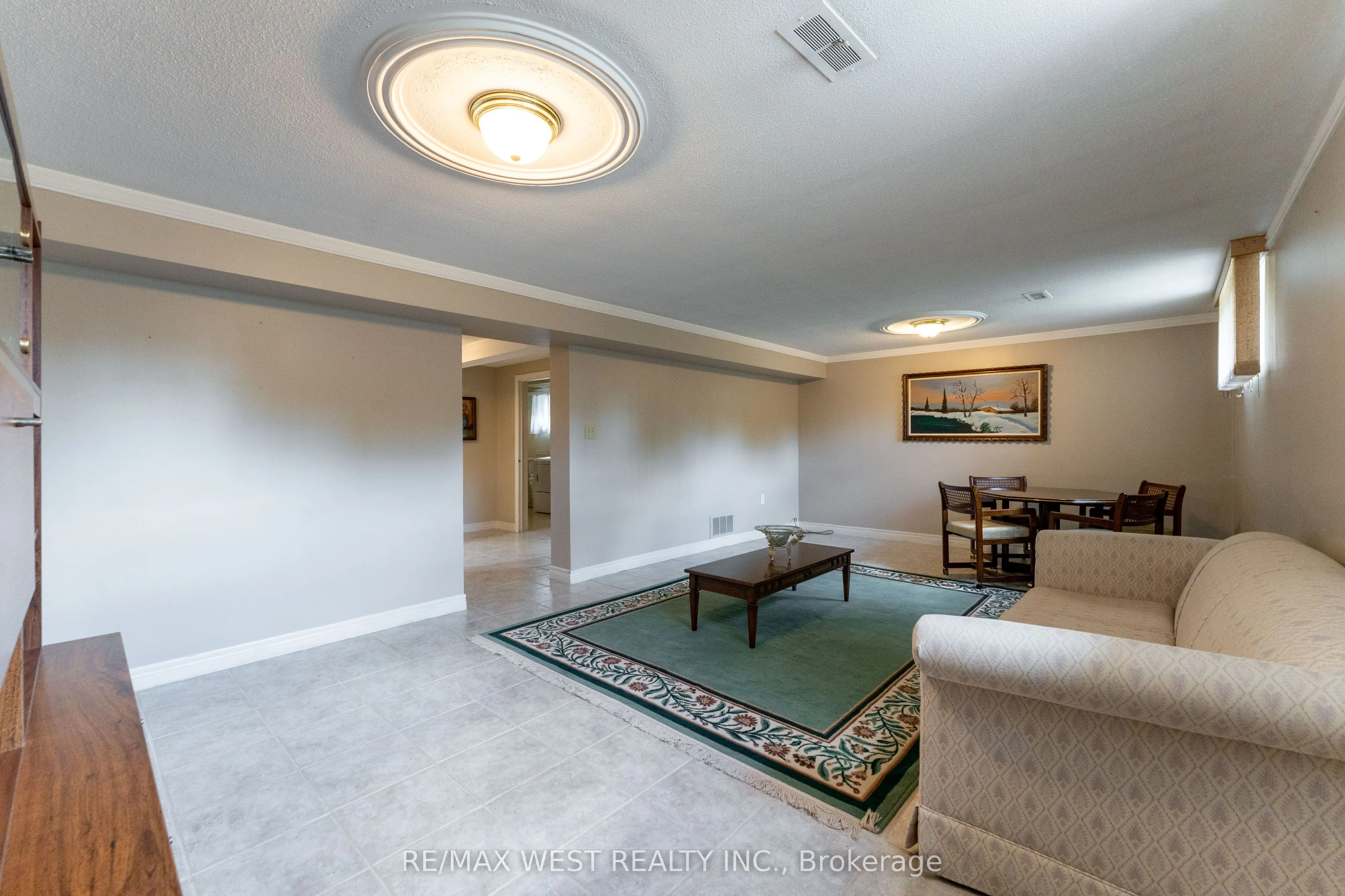 125 Honeywood Road