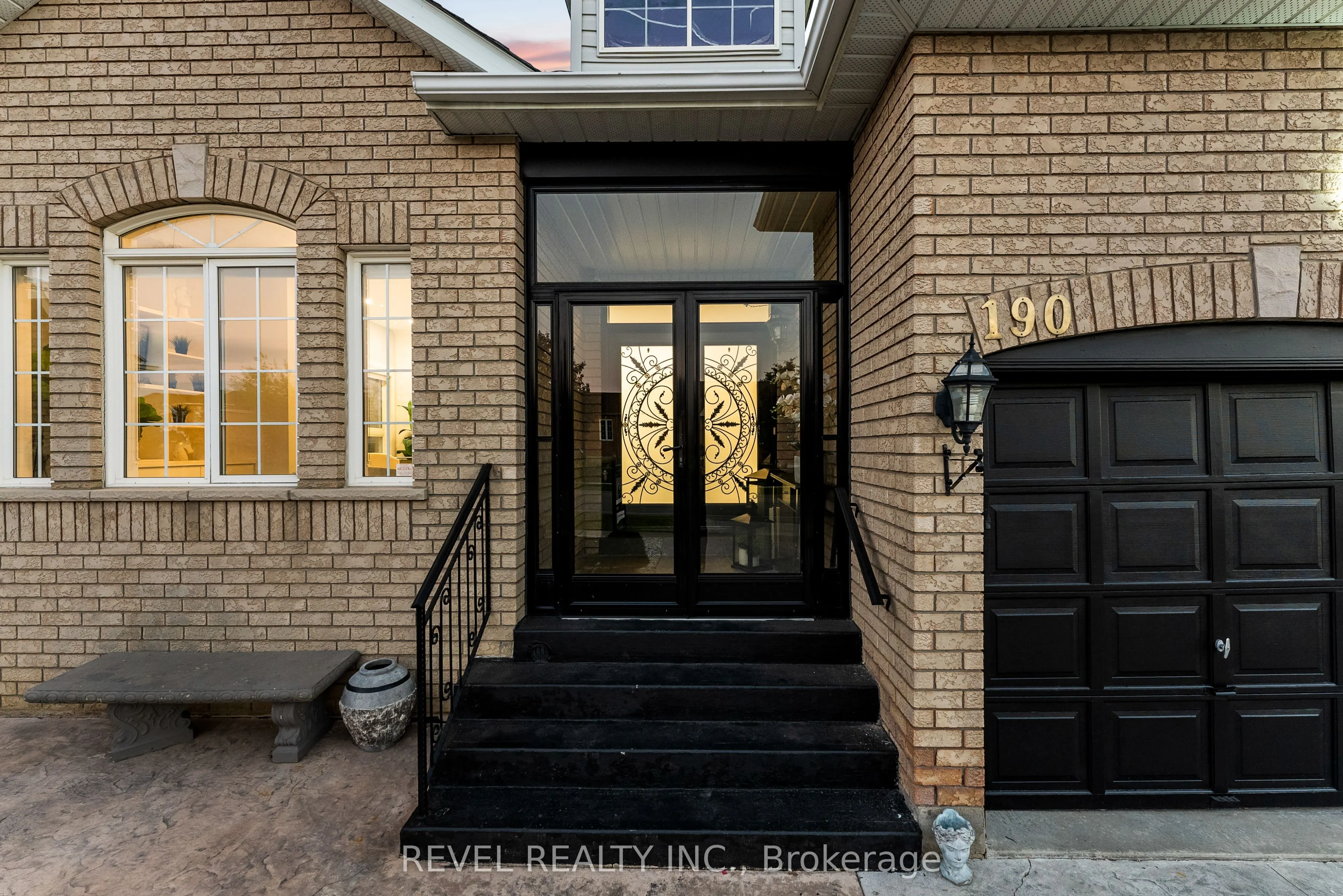 190 Landsbridge Street