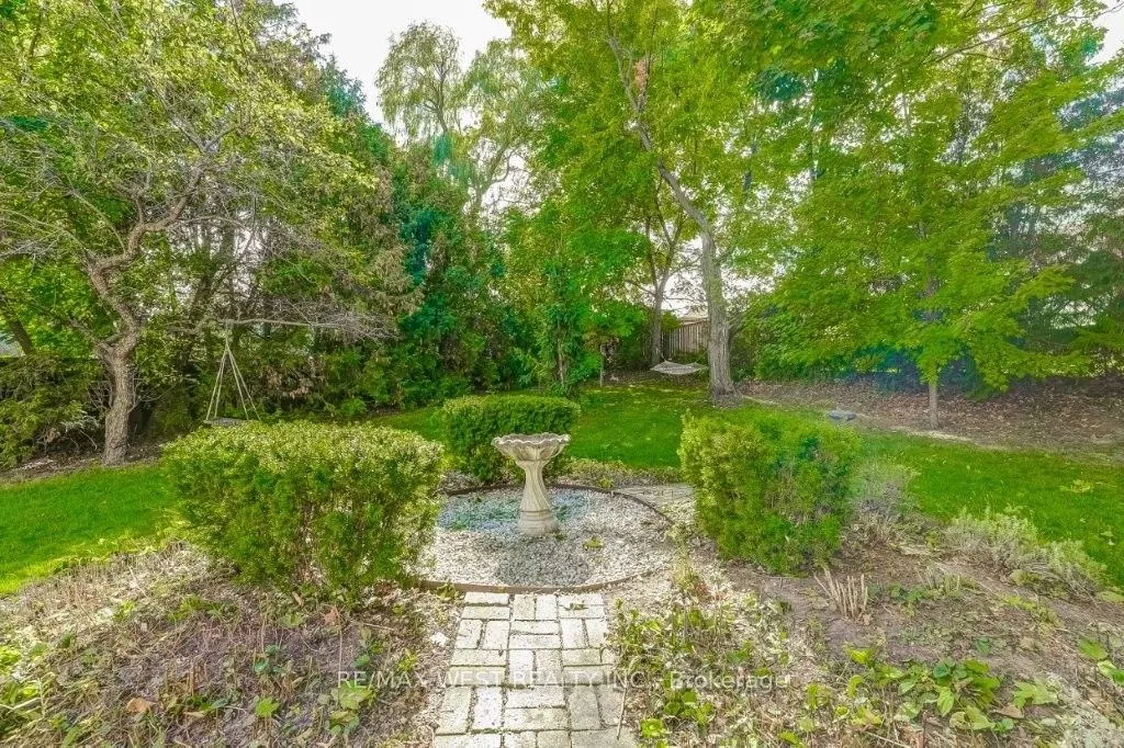 47 Breadner Drive