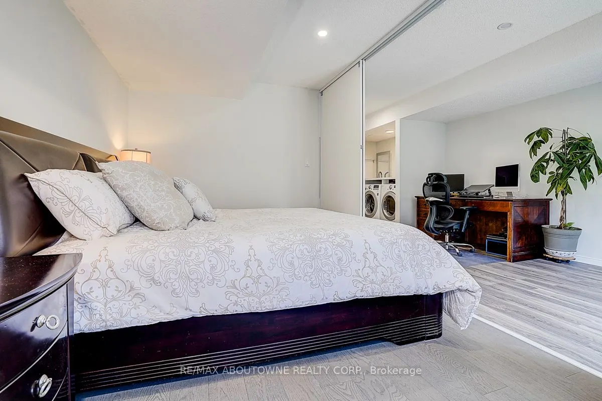 1130 Cawthra Road, #56
