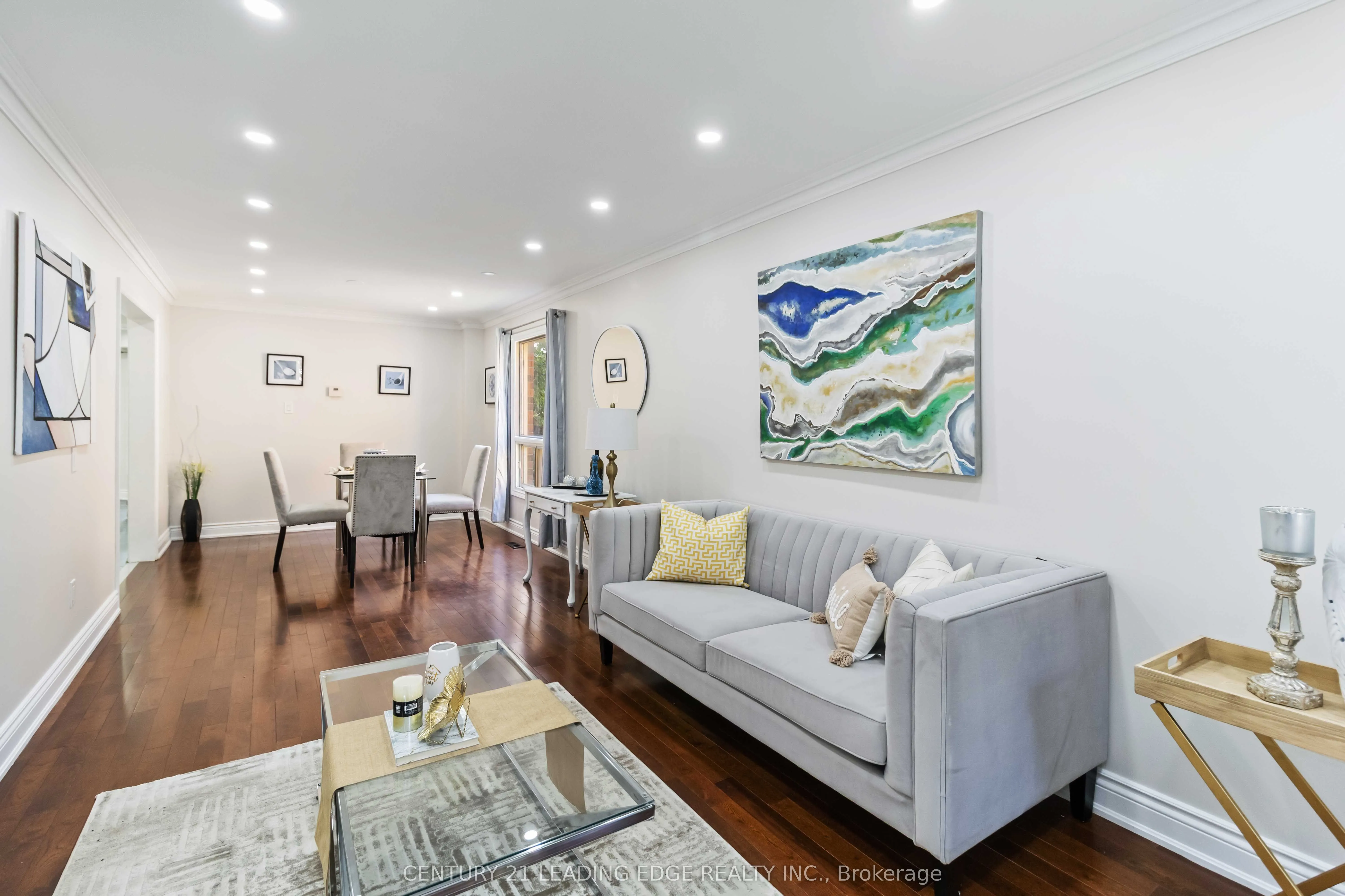 5201 CHAMPLAIN Trail