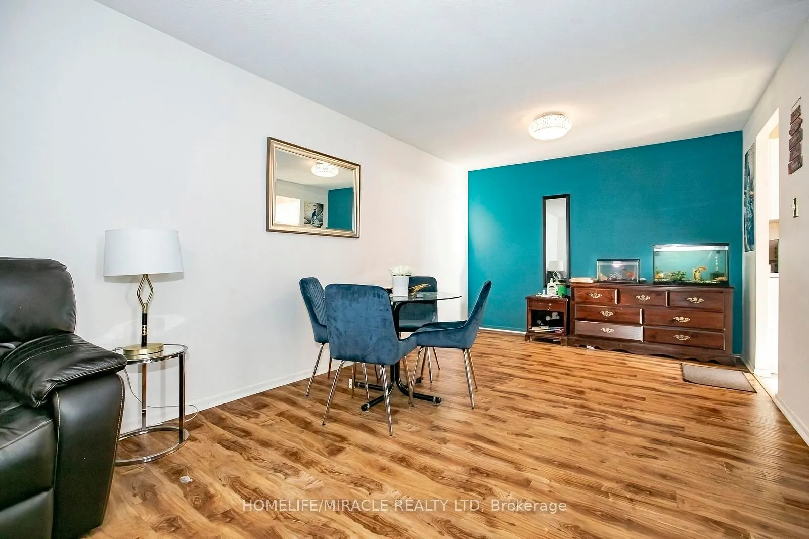 15 Kensington Road, #1610