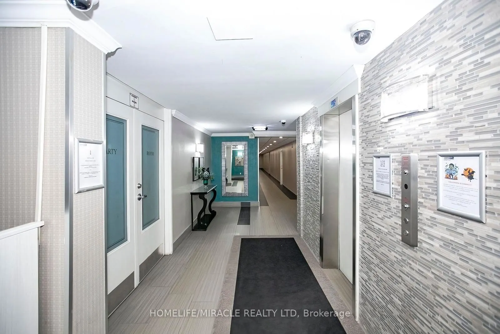15 Kensington Road, #1610