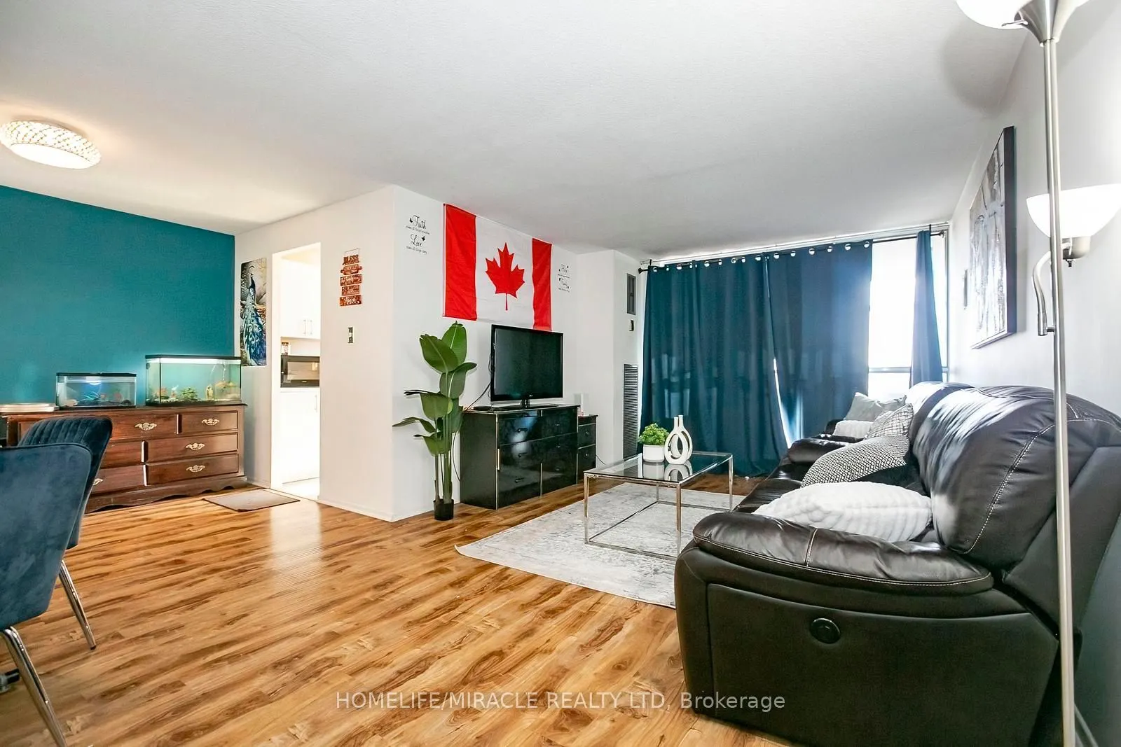 15 Kensington Road, #1610