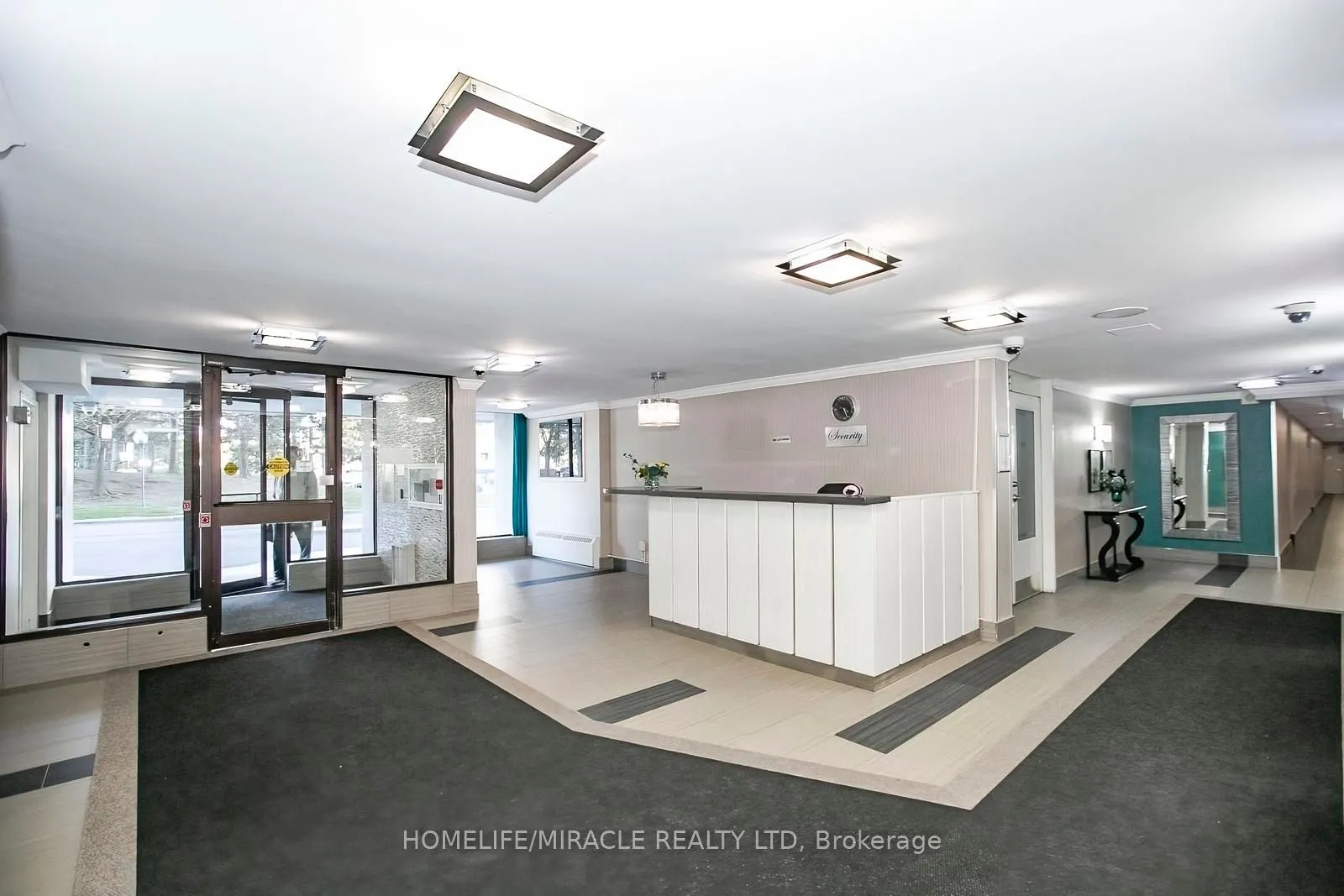 15 Kensington Road, #1610