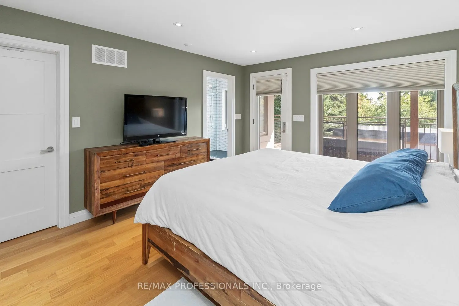 71 Morningside Avenue