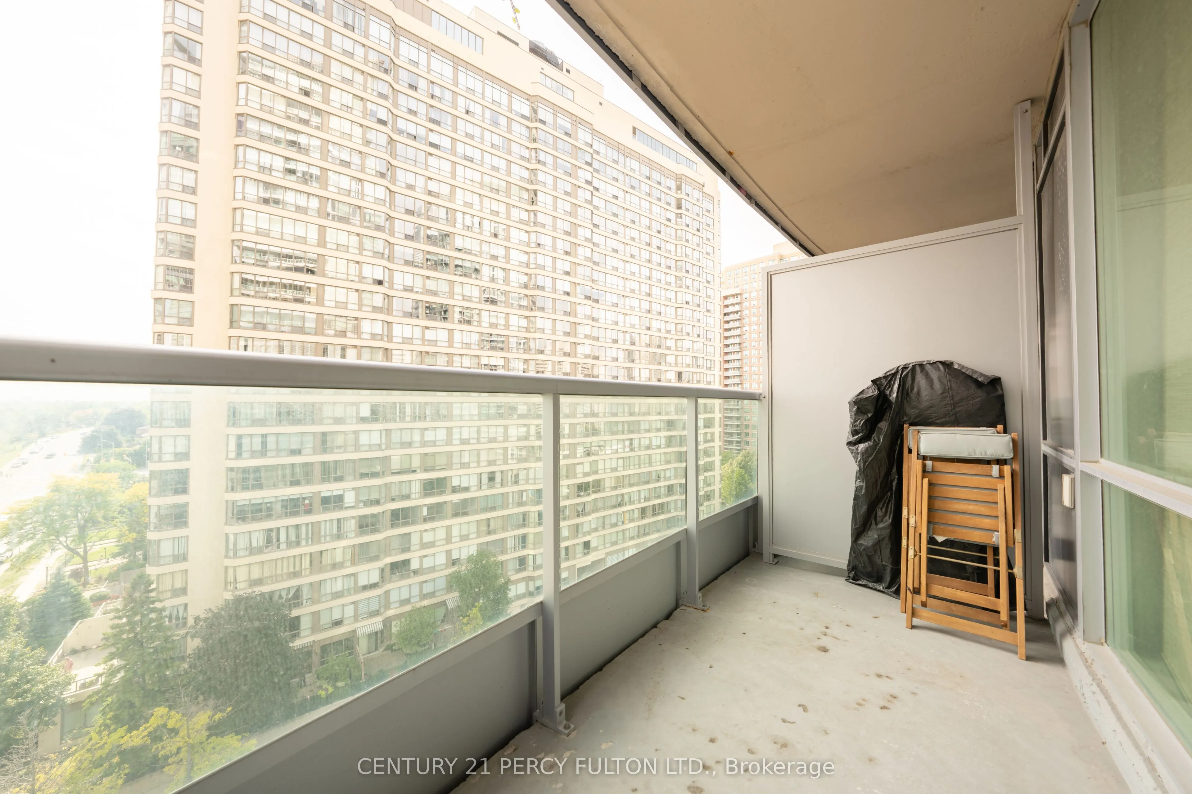 33 Elm Drive W, #1003