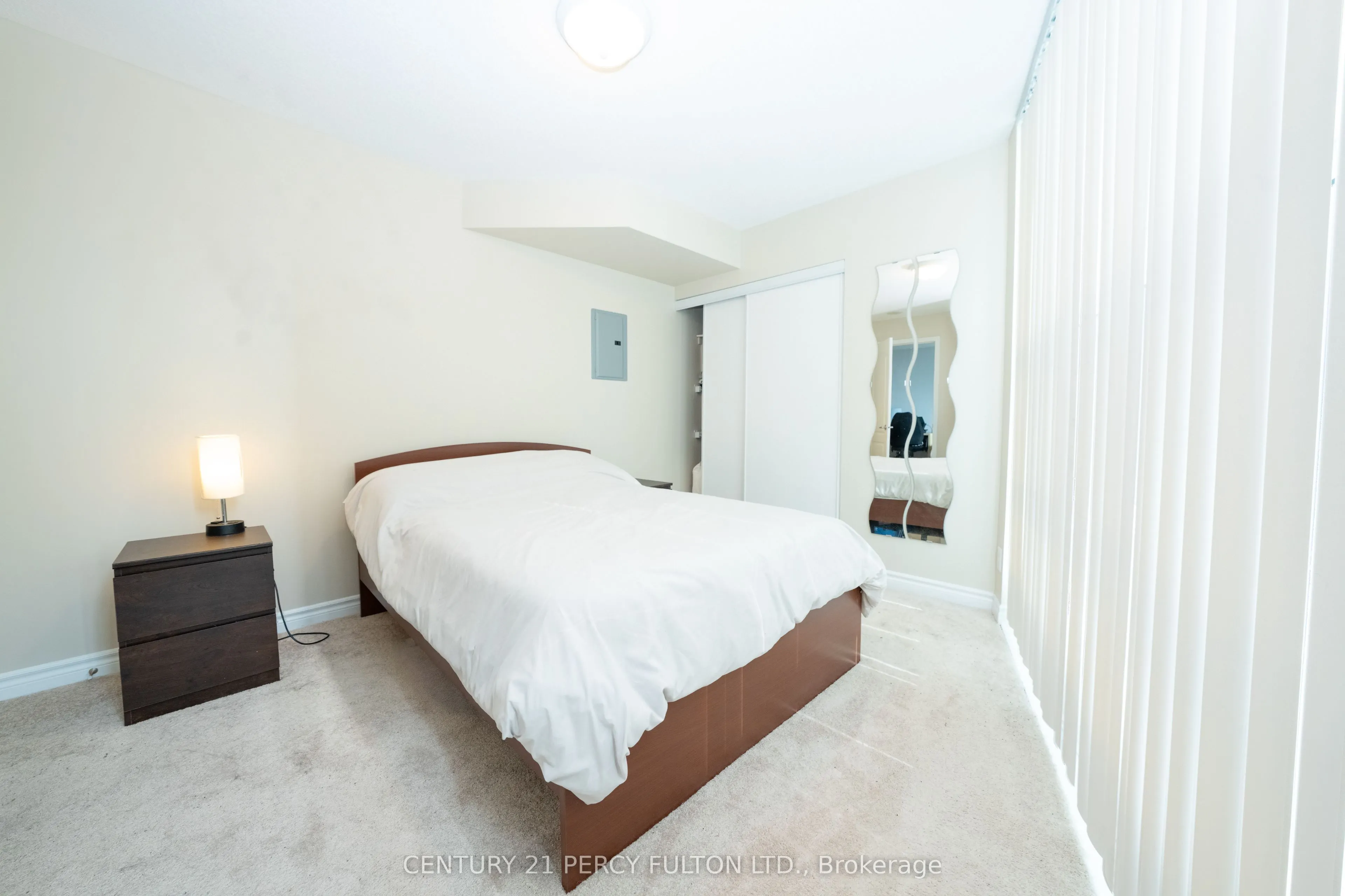 33 Elm Drive W, #1003