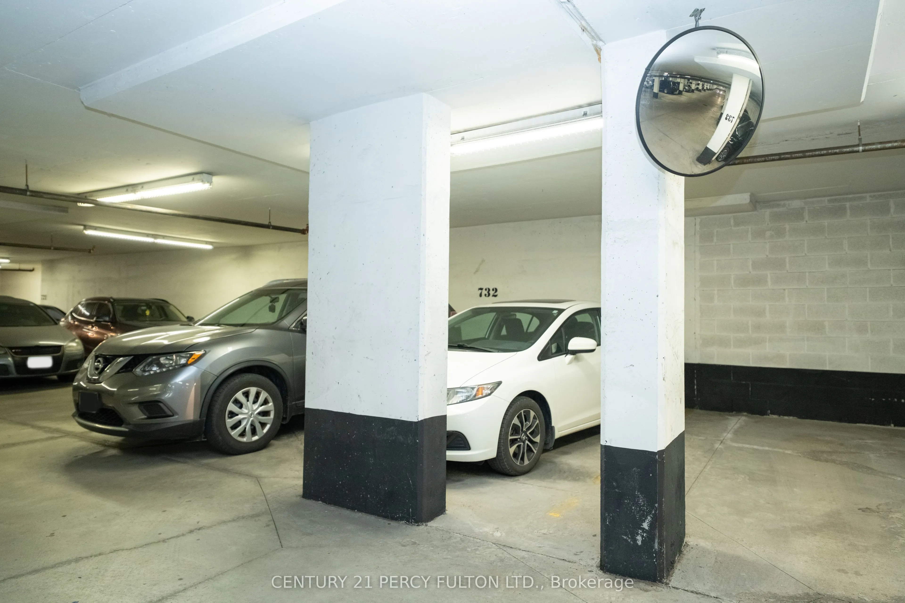 33 Elm Drive W, #1003