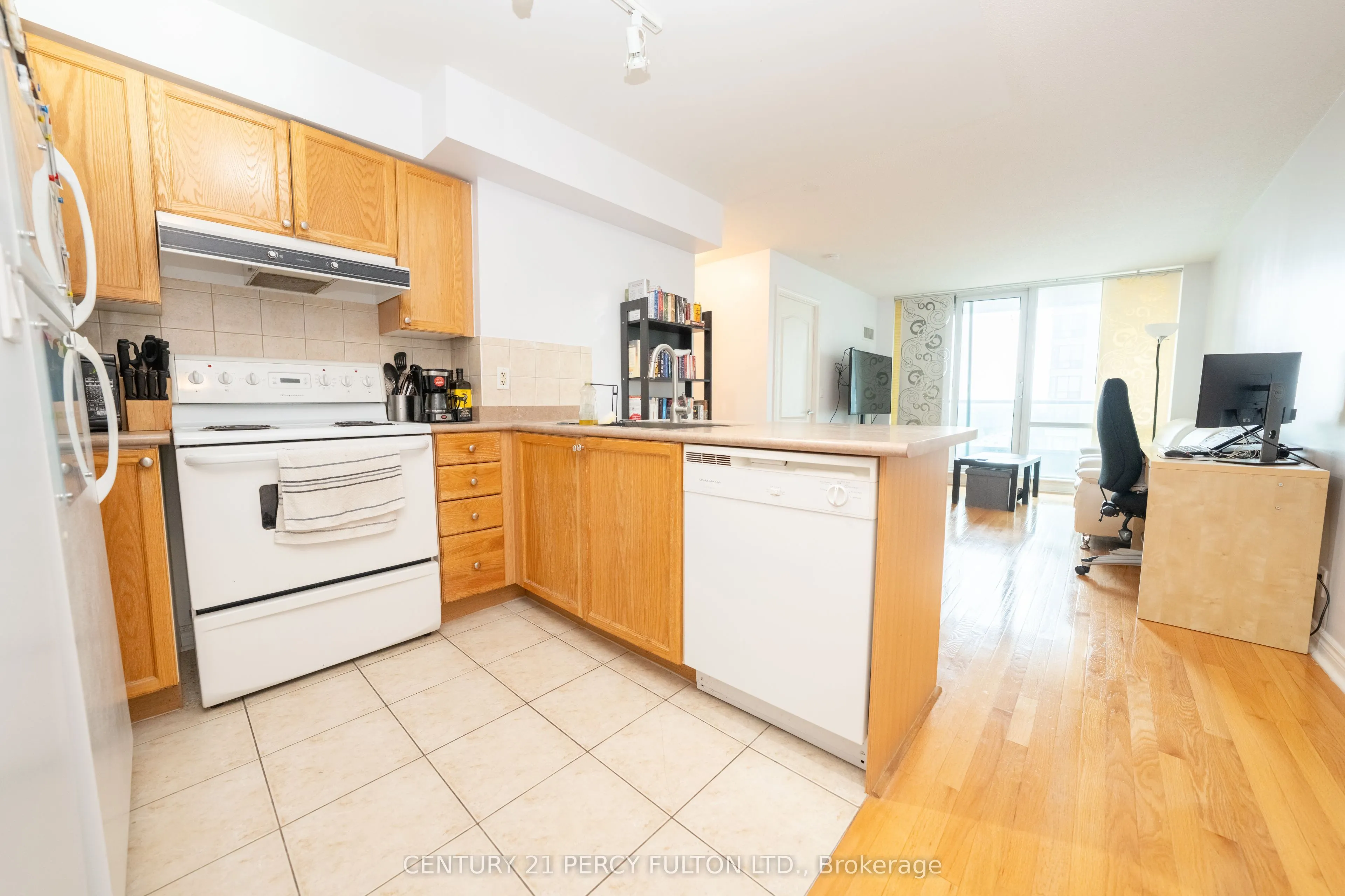 33 Elm Drive W, #1003