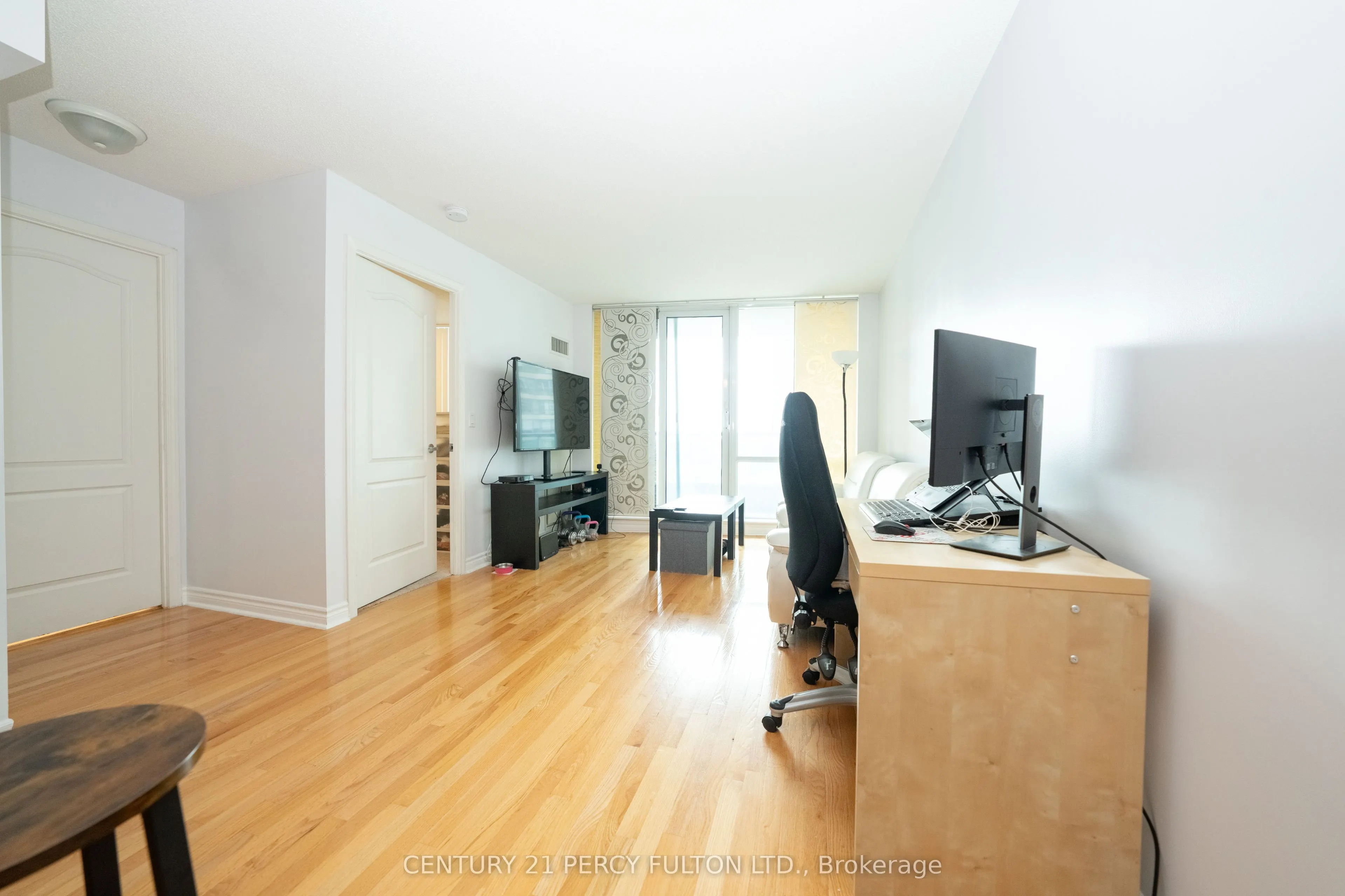 33 Elm Drive W, #1003